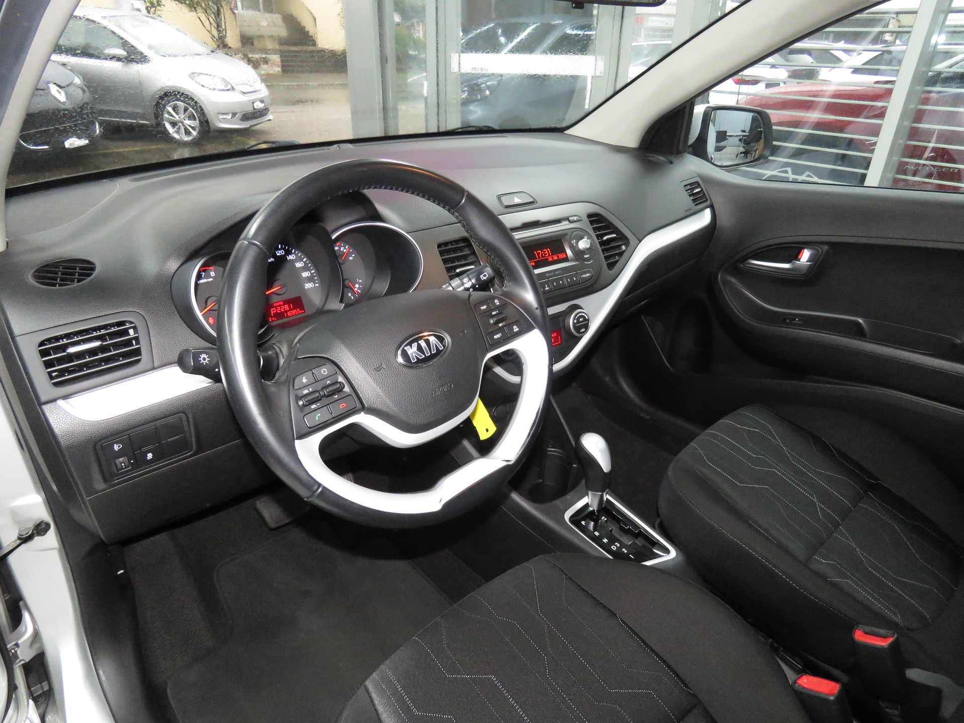 KIA Picanto 1.2 CVVT Trend Automat-image-6