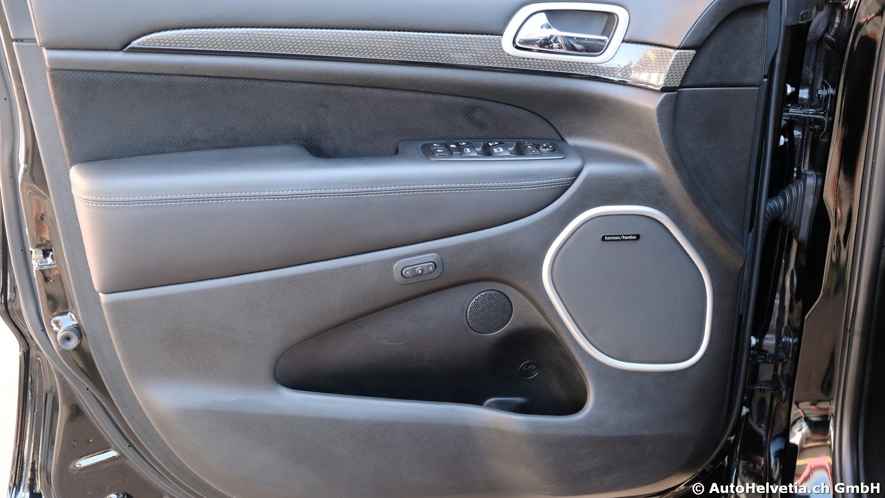 JEEP Grand Cherokee 6.2 V8 HEMI Trackhawk Automatic-image-14