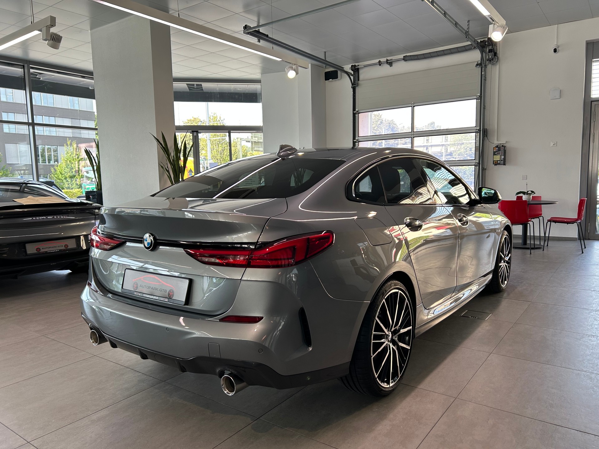 BMW 218d Gran Coupe M Sport DKG-image-6