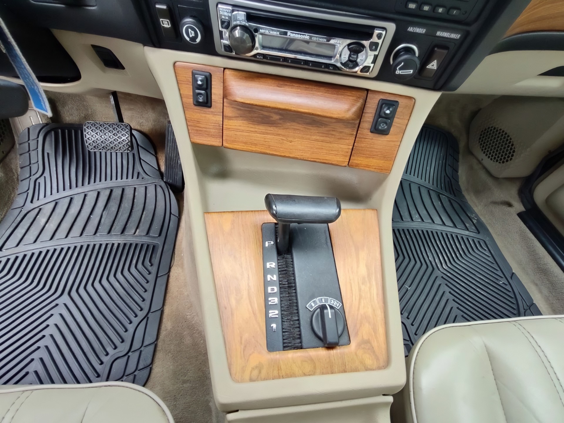 BMW 745i A Turbo-image-10