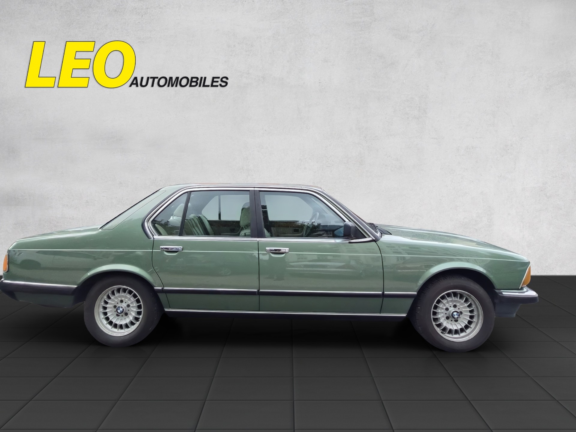 BMW 745i A Turbo-image-5
