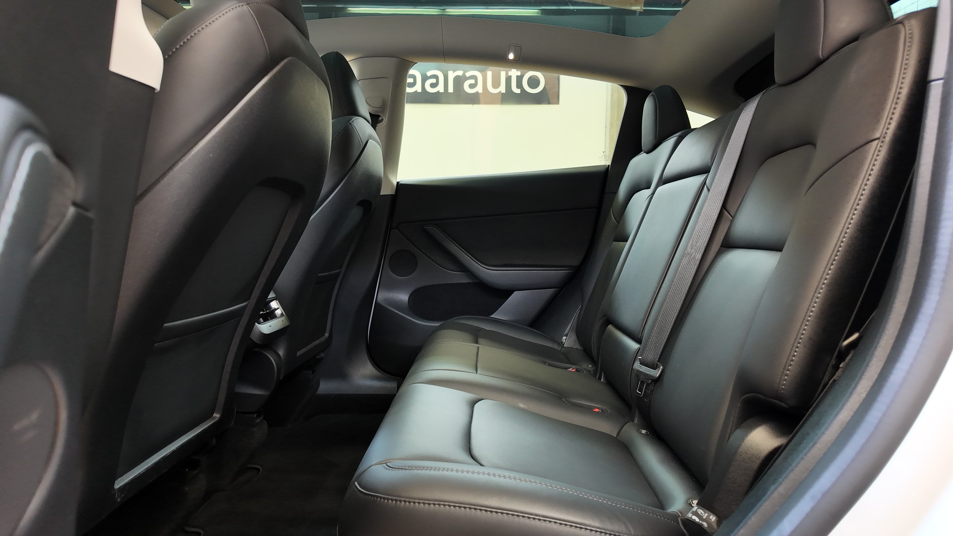 TESLA Model Y RWD-image-19