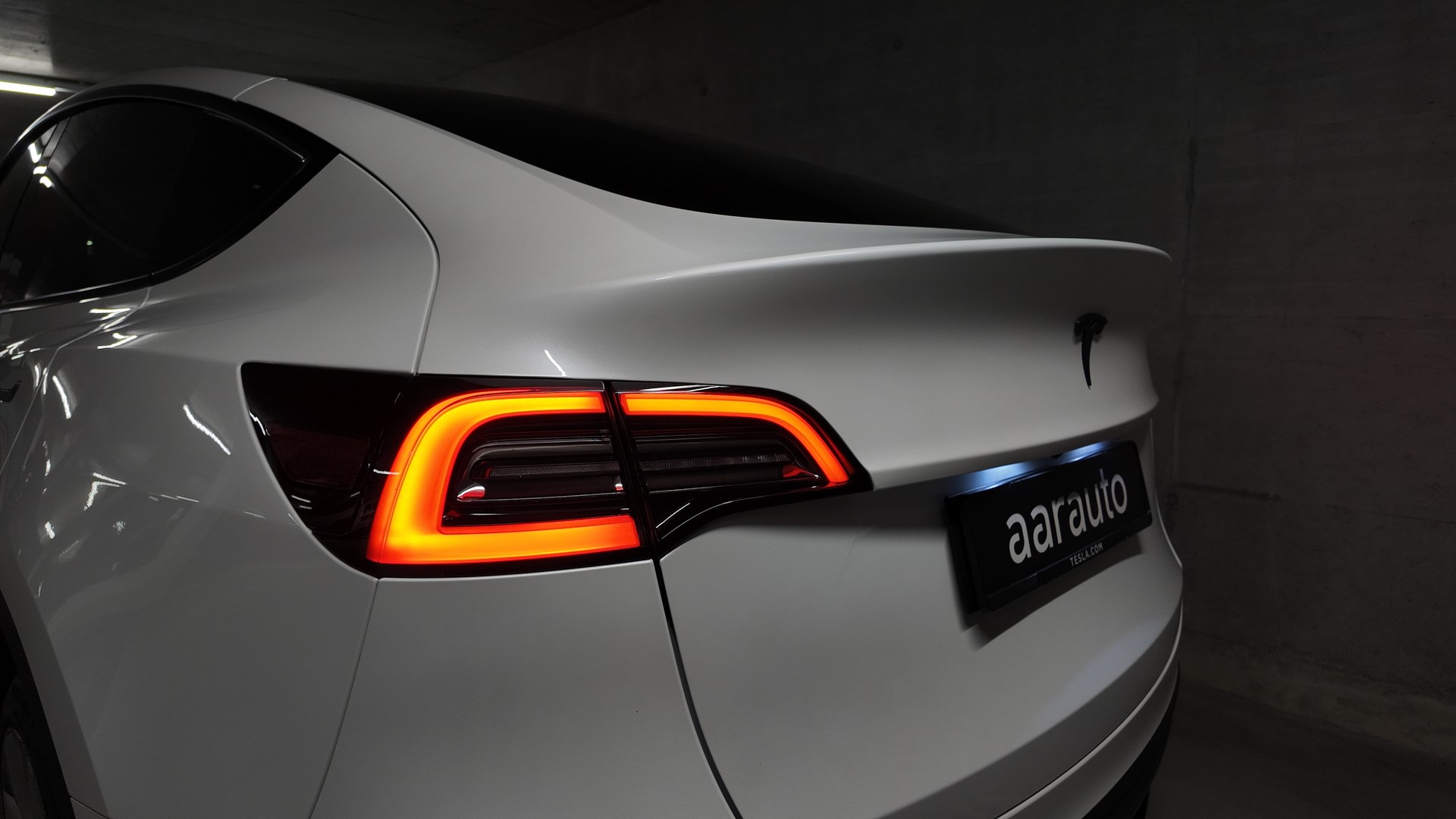 TESLA Model Y RWD-image-7