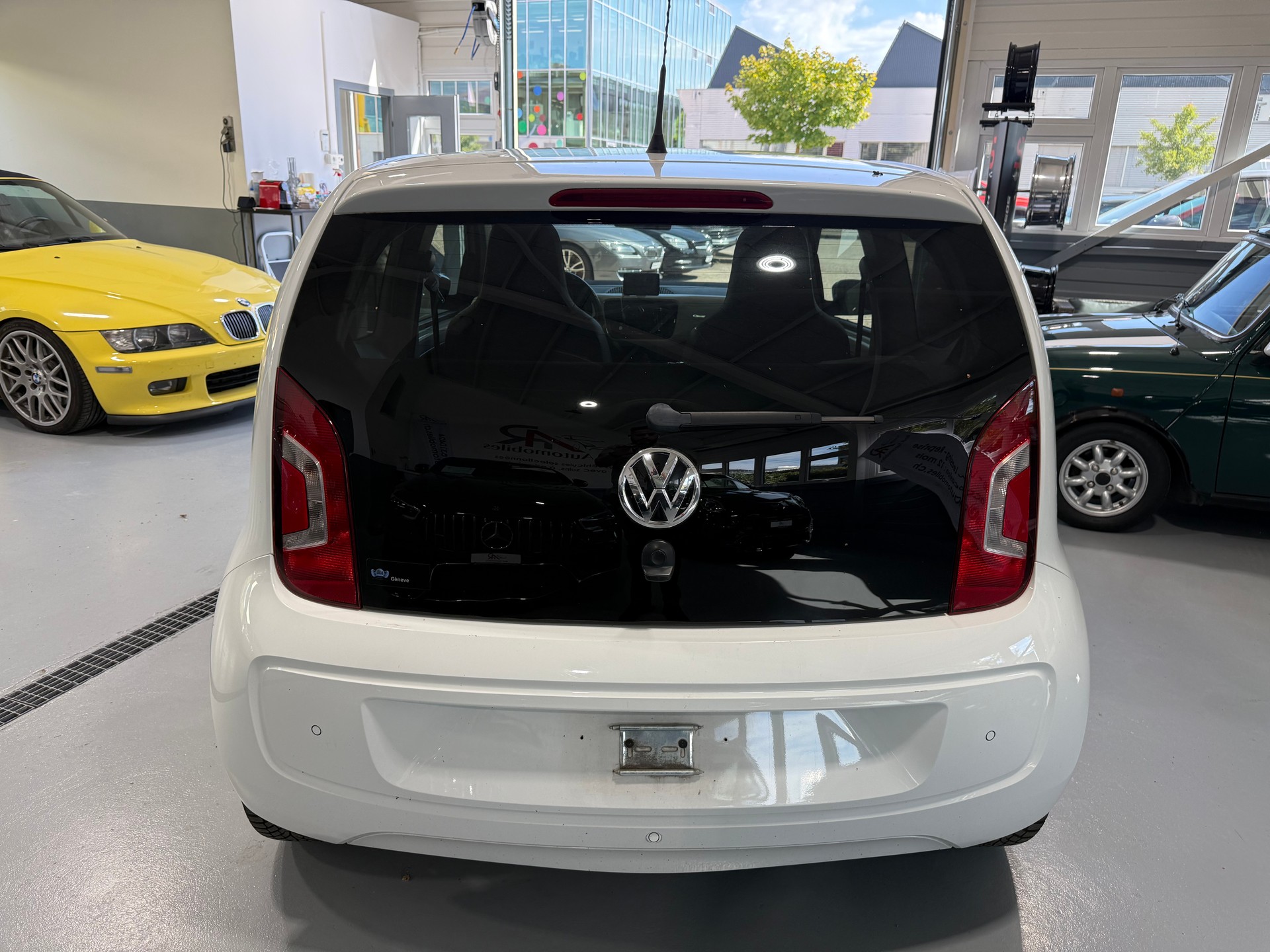 VW Up 1.0 white up ASG-image-5