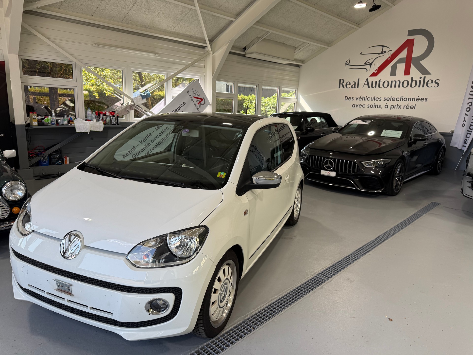 VW Up 1.0 white up ASG-image-0