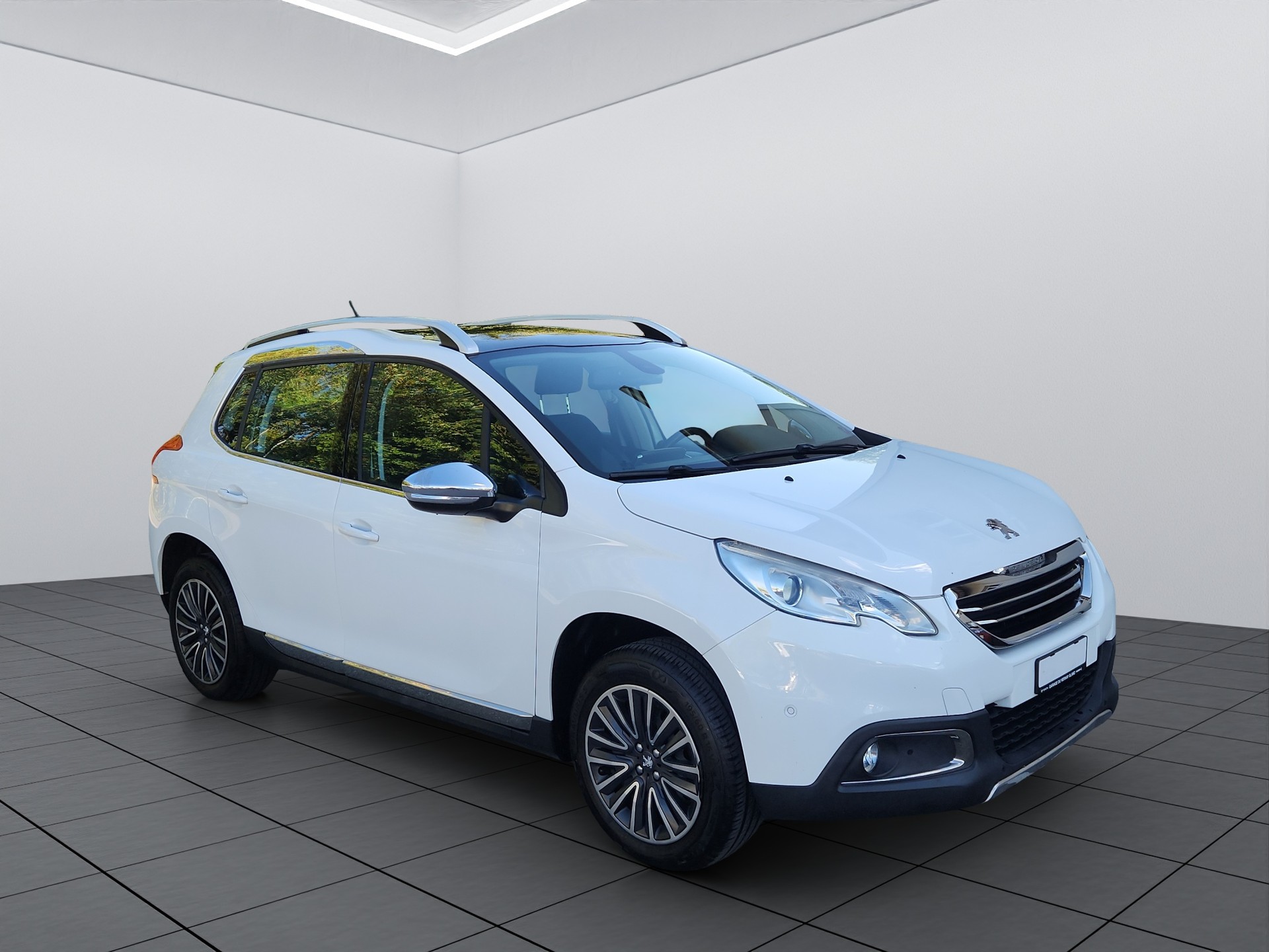 PEUGEOT 2008 1.2 PureTech Allure-image-7