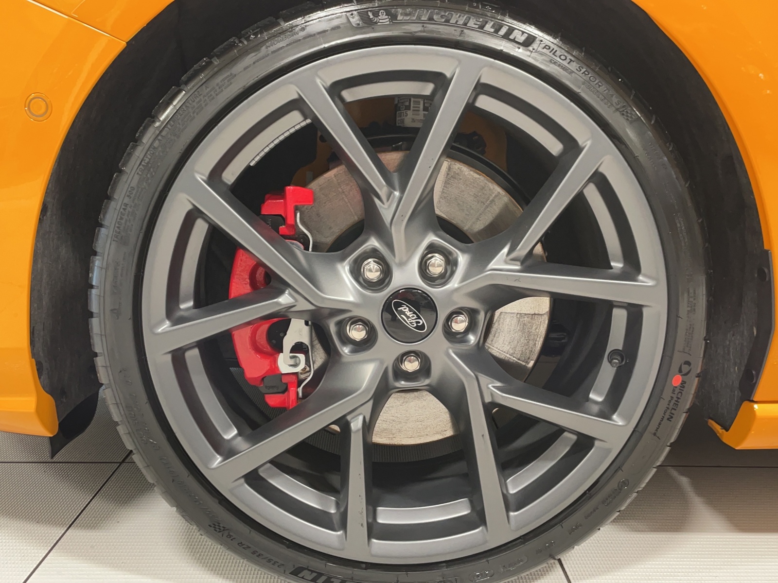FORD Focus 2.3 EcoB ST-image-14