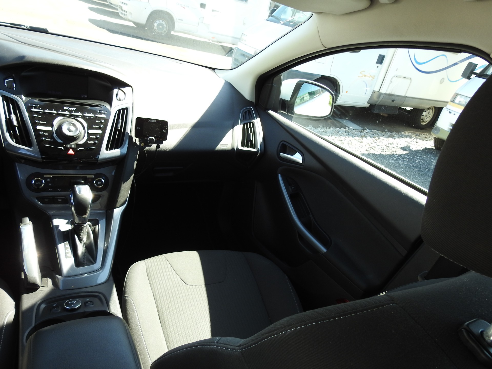 FORD Focus 2.0 TDCi Titanium PowerShift-image-17