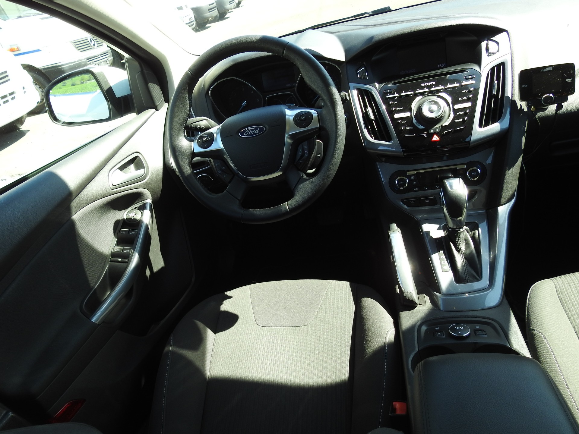 FORD Focus 2.0 TDCi Titanium PowerShift-image-18