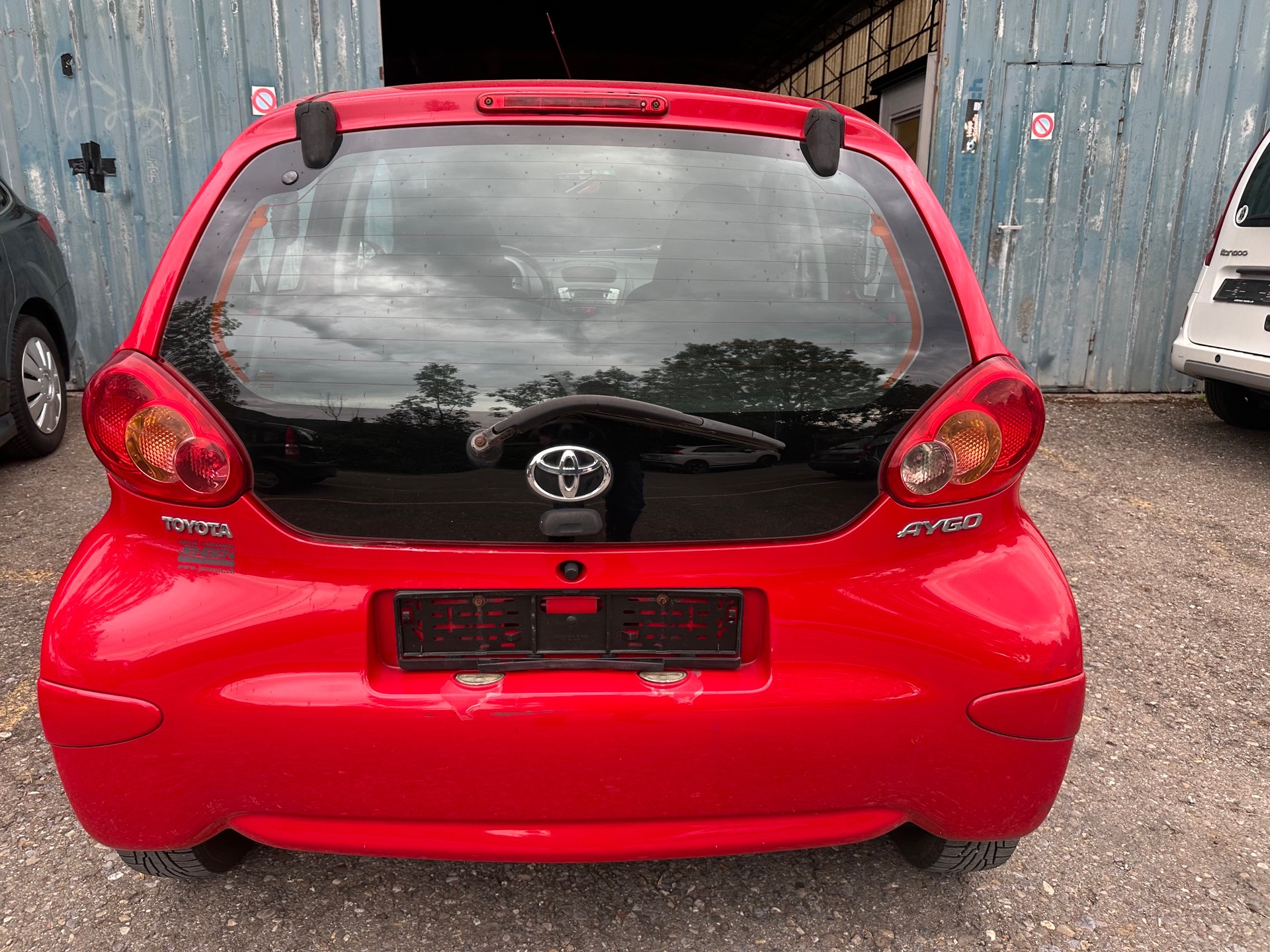 TOYOTA Aygo 1.0 Linea Sol-image-4