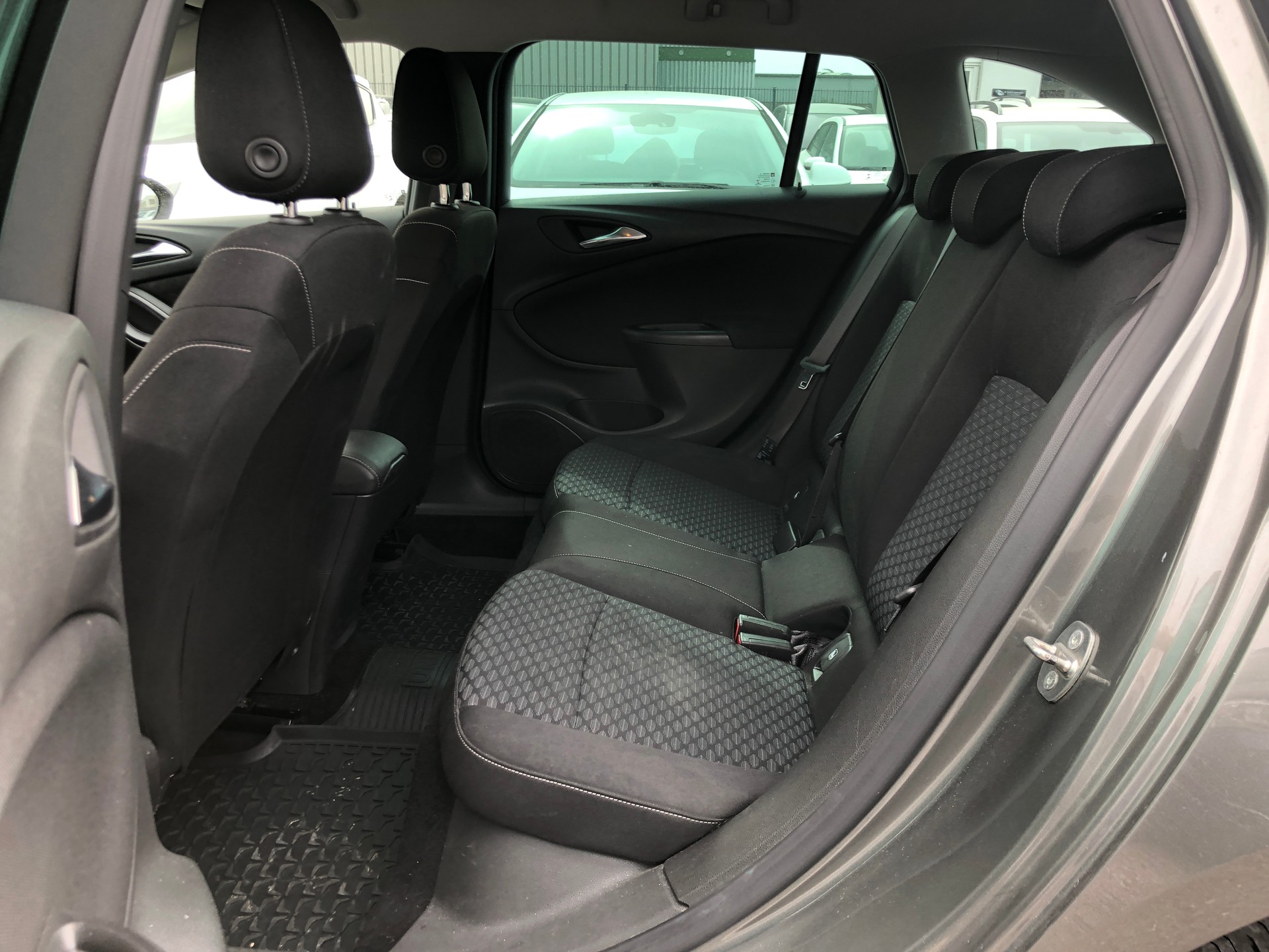 OPEL Astra Sports Tourer 1.4i Turbo Enjoy Automatic-image-9