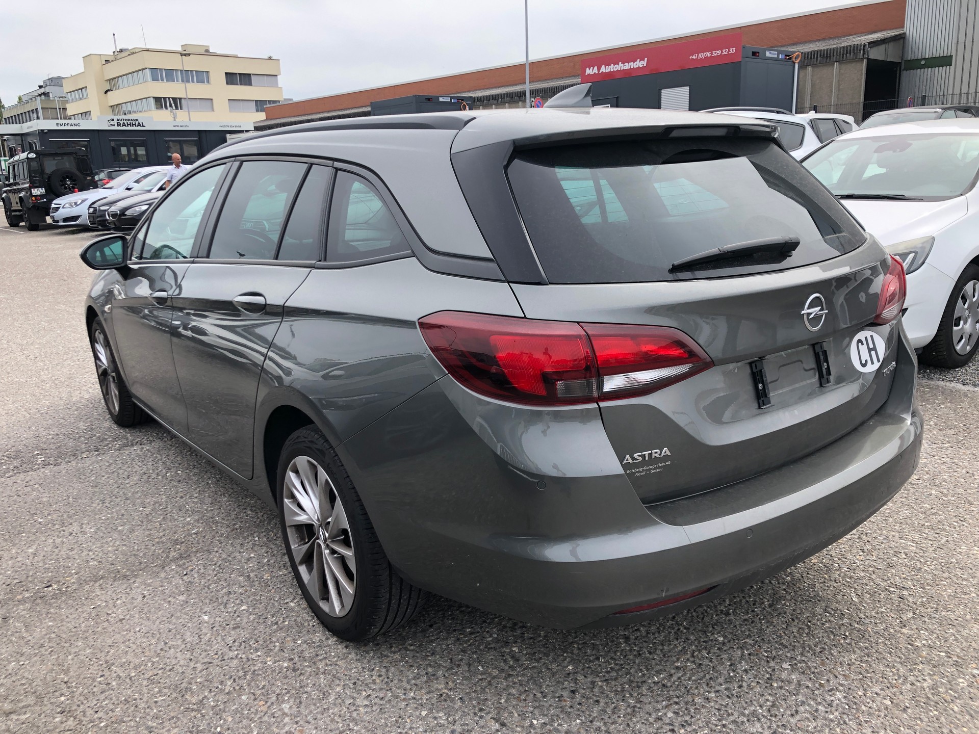 OPEL Astra Sports Tourer 1.4i Turbo Enjoy Automatic-image-5