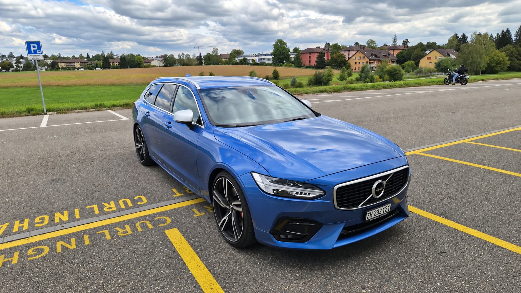 VOLVO V90 T5 R-Design Geartronic — slika 1