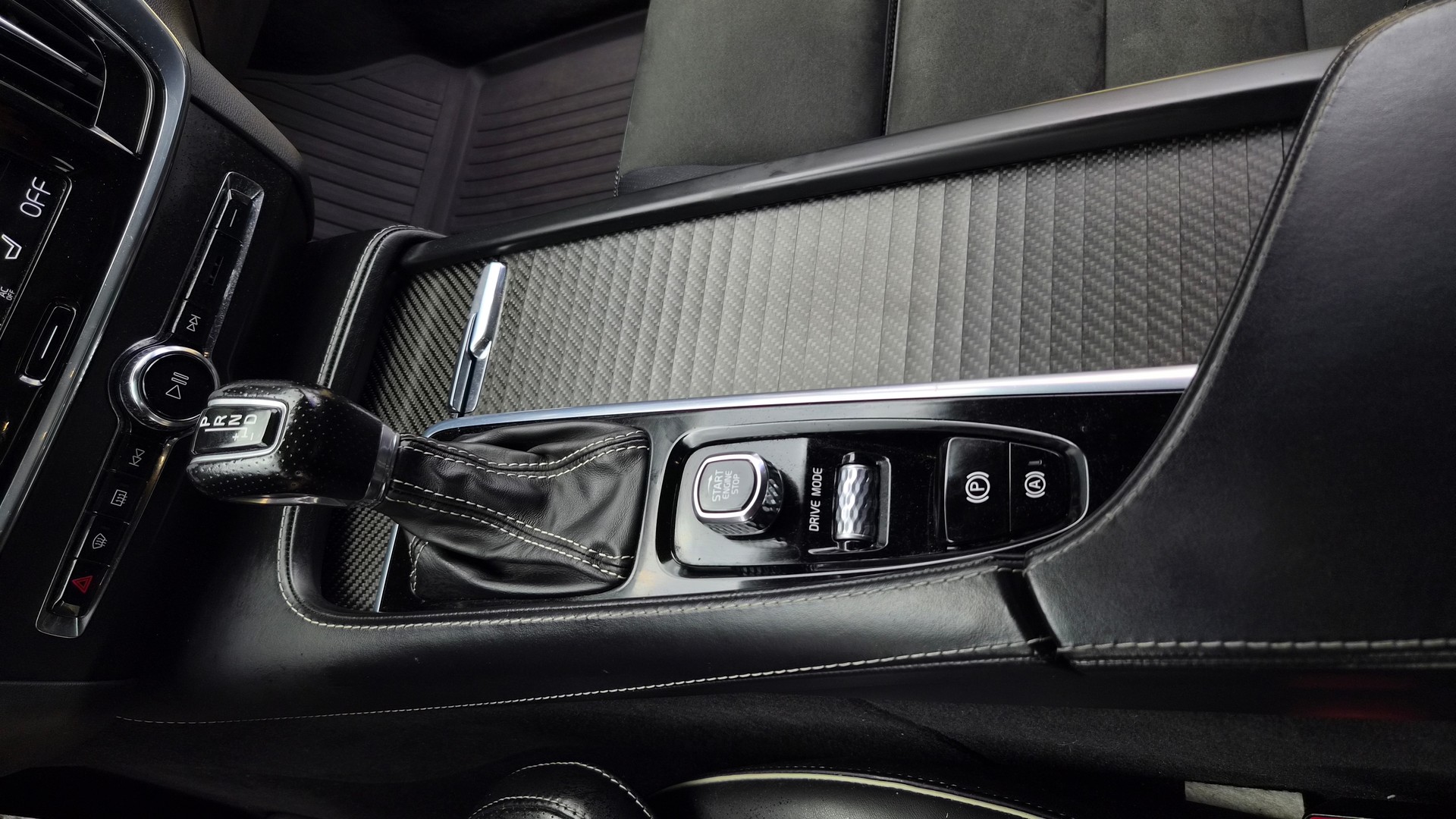 VOLVO V90 T5 R-Design Geartronic-image-12