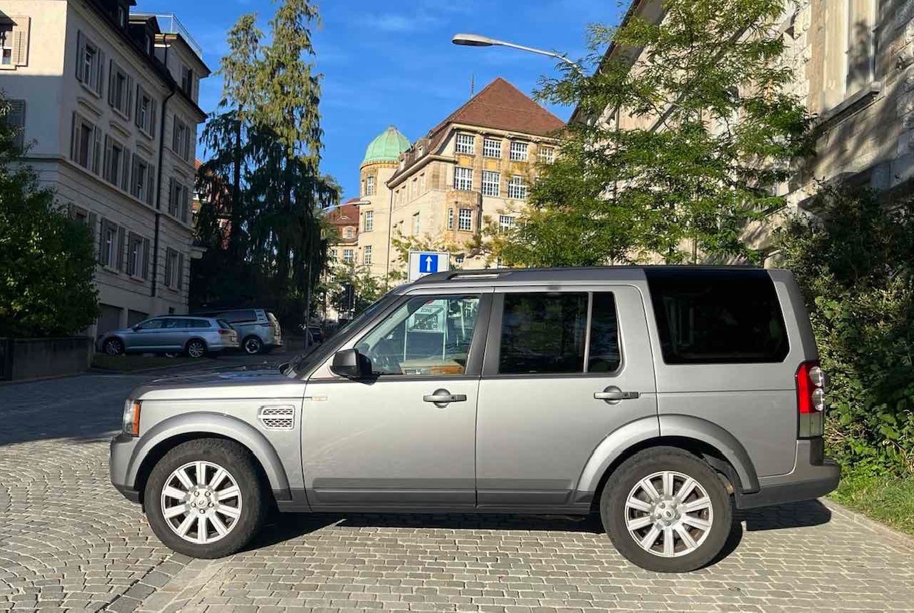 LAND ROVER 3.0 SDV6 256 HSE-image-2