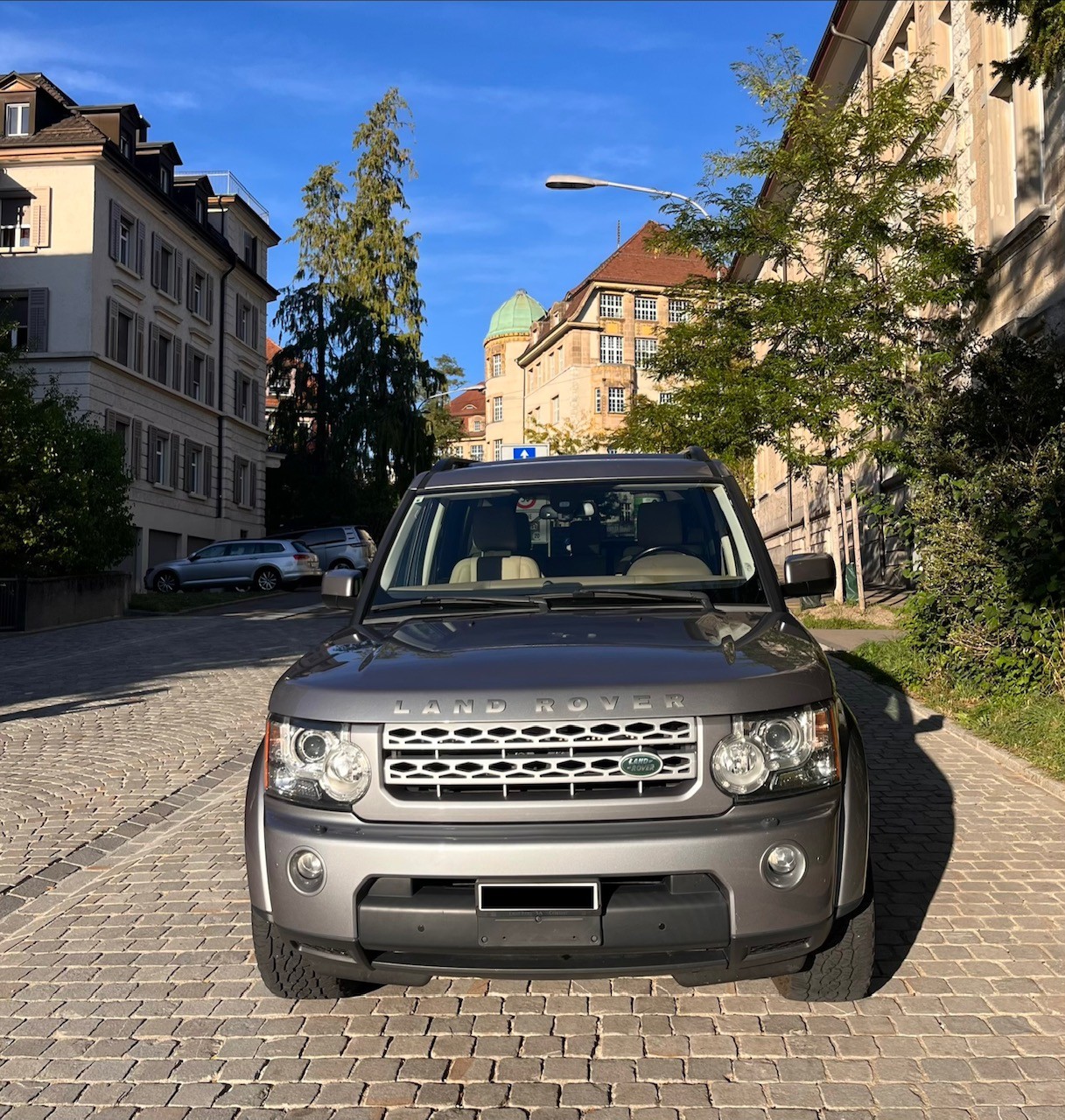 LAND ROVER 3.0 SDV6 256 HSE-image-1