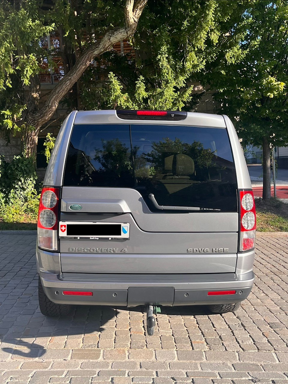 LAND ROVER 3.0 SDV6 256 HSE-image-4