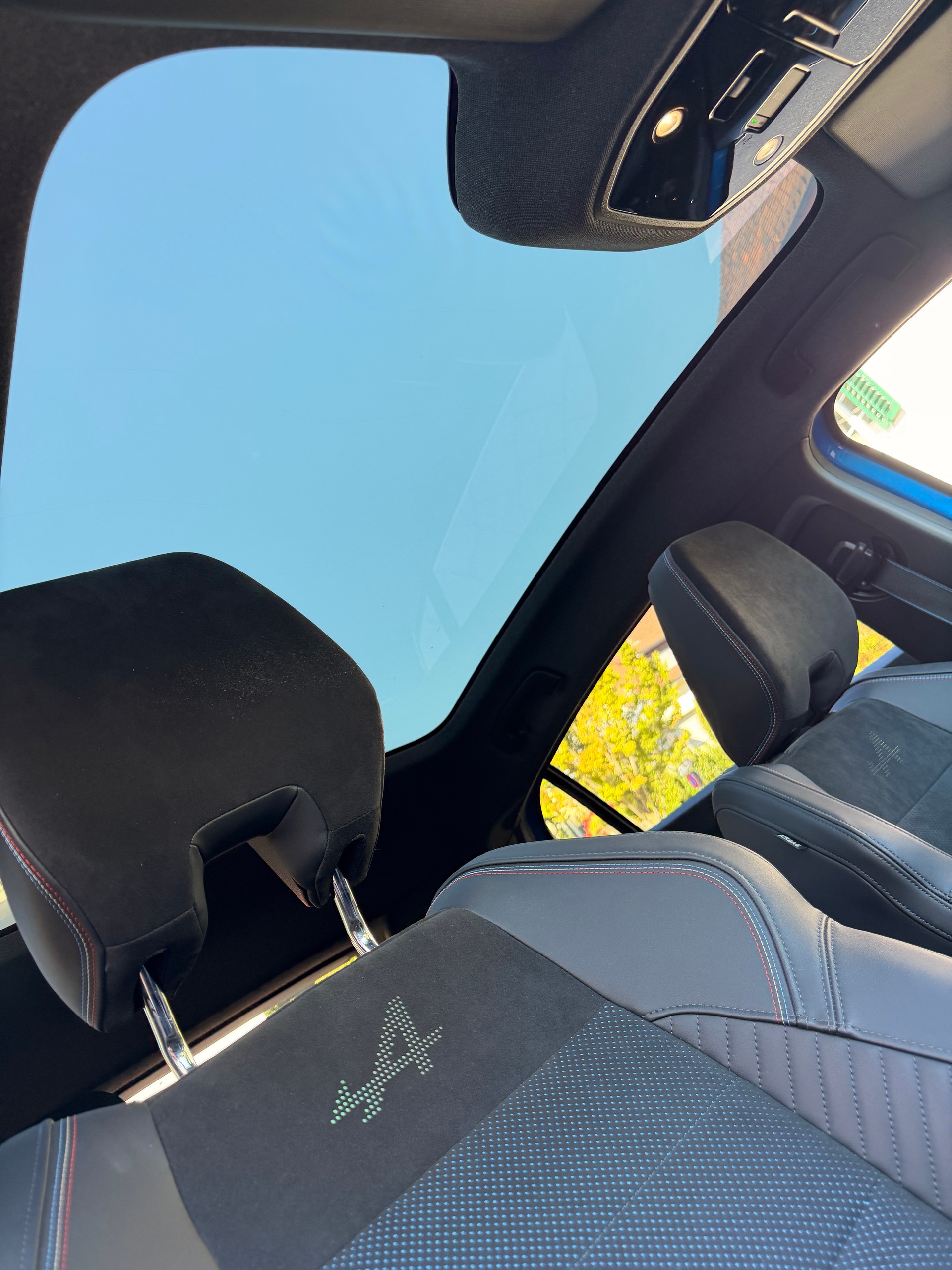 RENAULT 1.2 E-Tech esprit Alpine-image-11