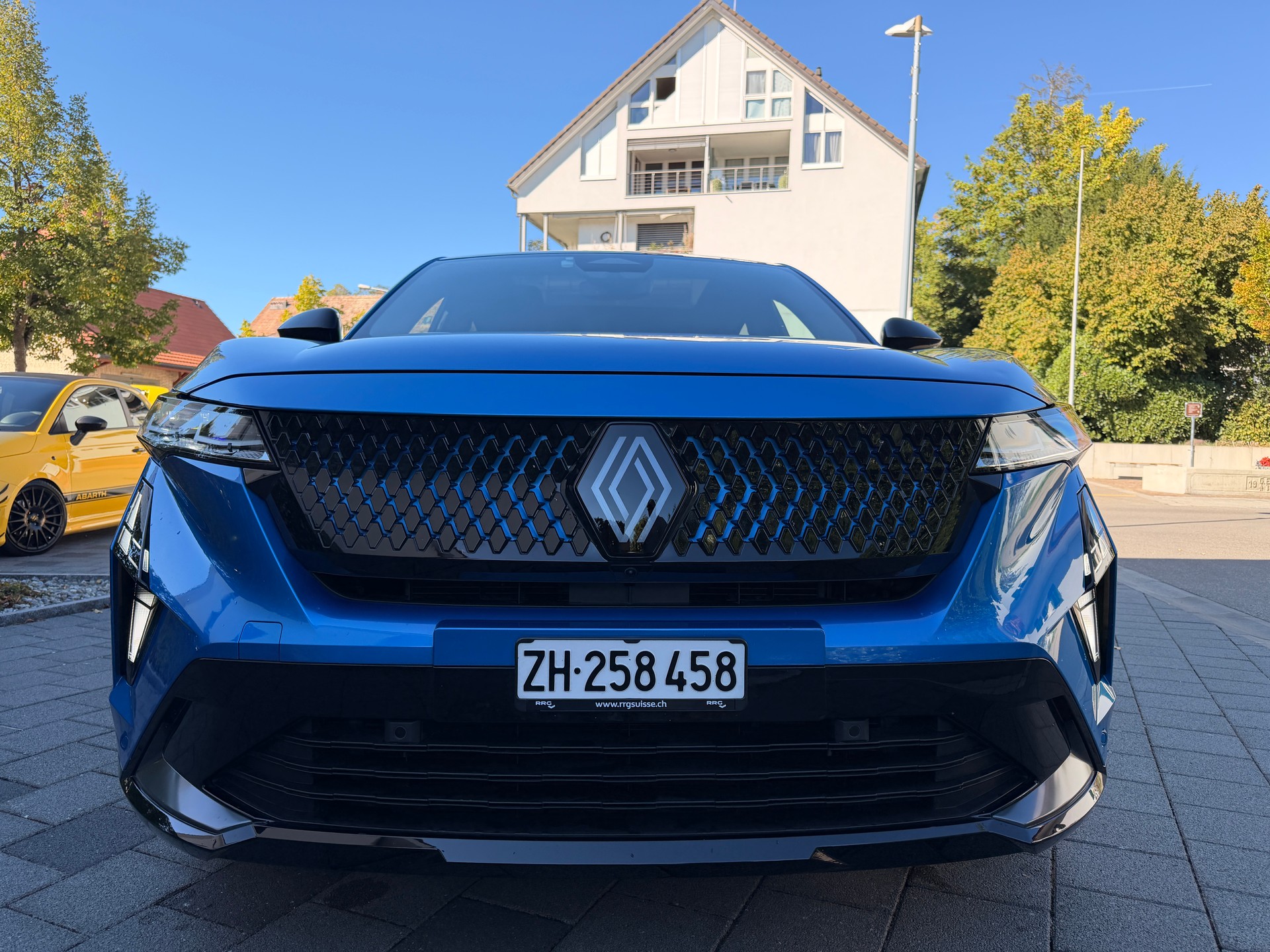 RENAULT 1.2 E-Tech esprit Alpine-image-10