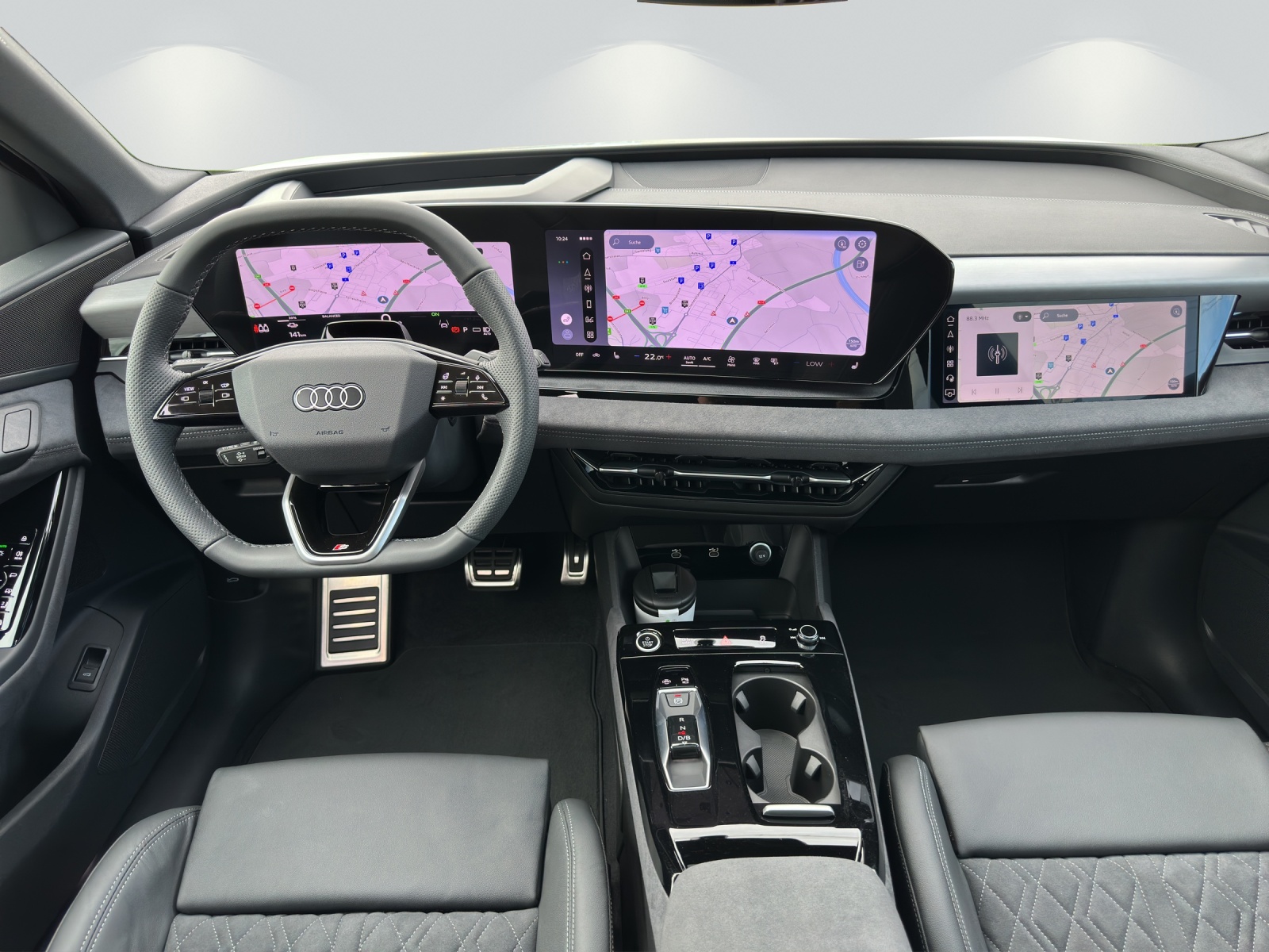 AUDI Q6 e-tron quattro-image-6