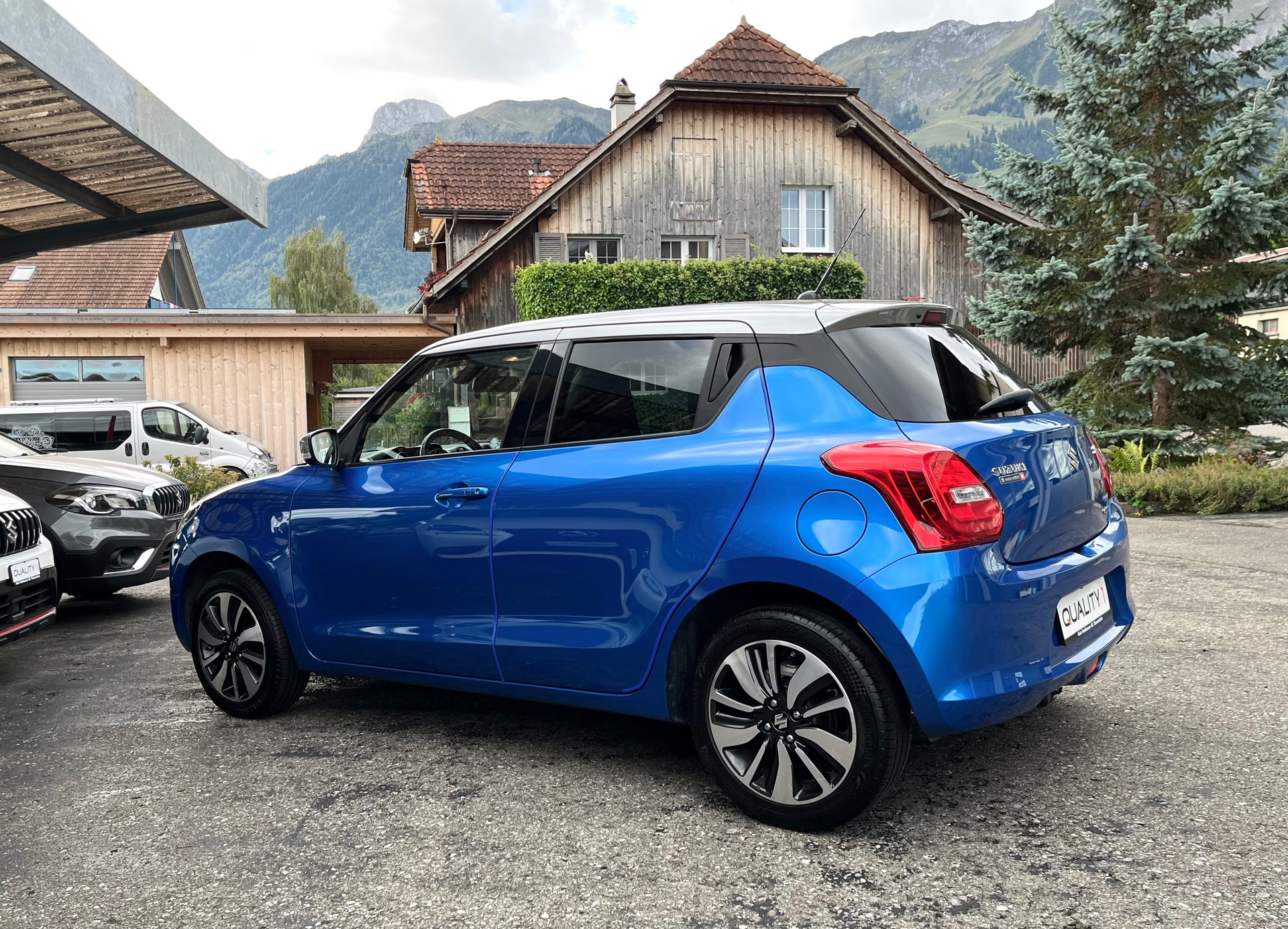 SUZUKI Swift 1.2i 16V SHVS Compact Top Hybrid Allgrip 4x4-image-4