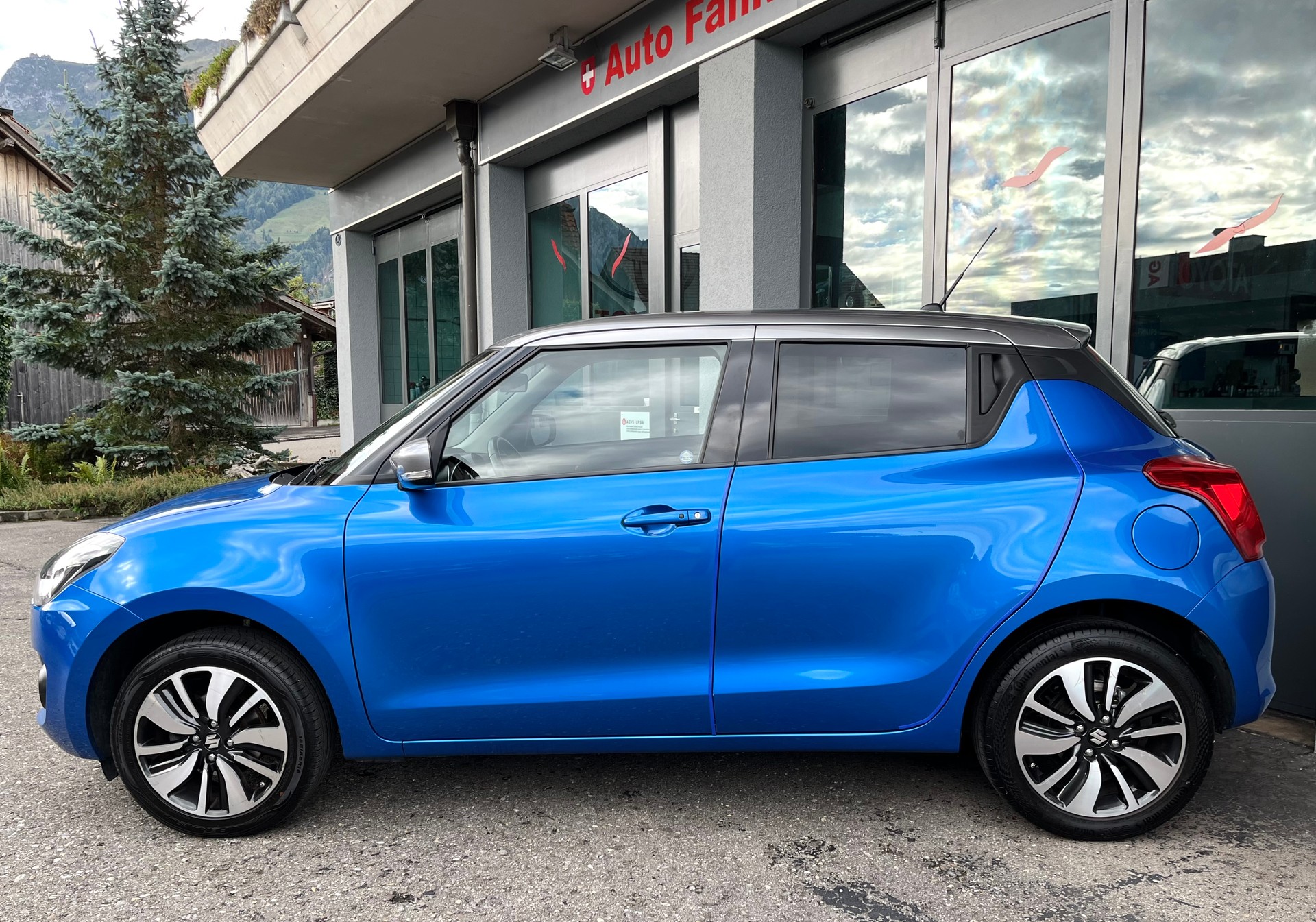 SUZUKI Swift 1.2i 16V SHVS Compact Top Hybrid Allgrip 4x4-image-2
