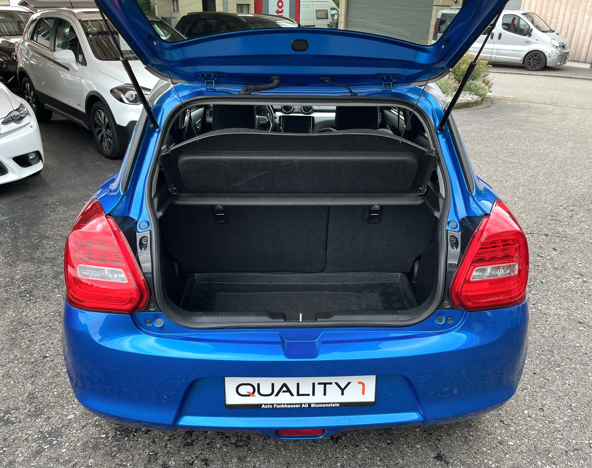 SUZUKI Swift 1.2i 16V SHVS Compact Top Hybrid Allgrip 4x4-image-5
