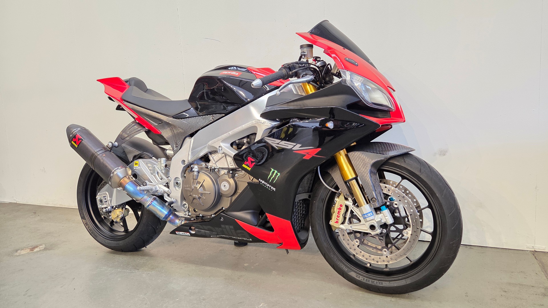 APRILIA RSV4 SBK-showroom-element-2