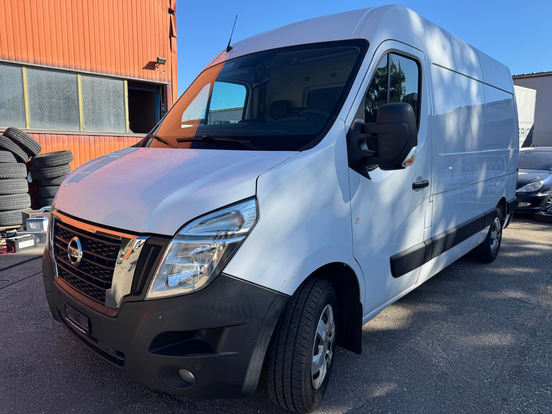 NISSAN NV400 F35.15 L2H2 FWD Comfort-image-0