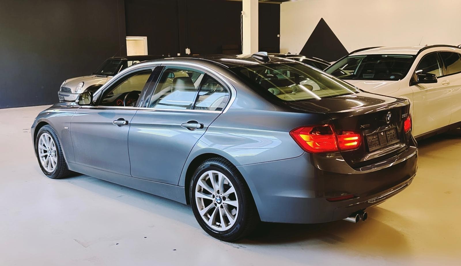 BMW 328i xDrive Steptronic-image-7
