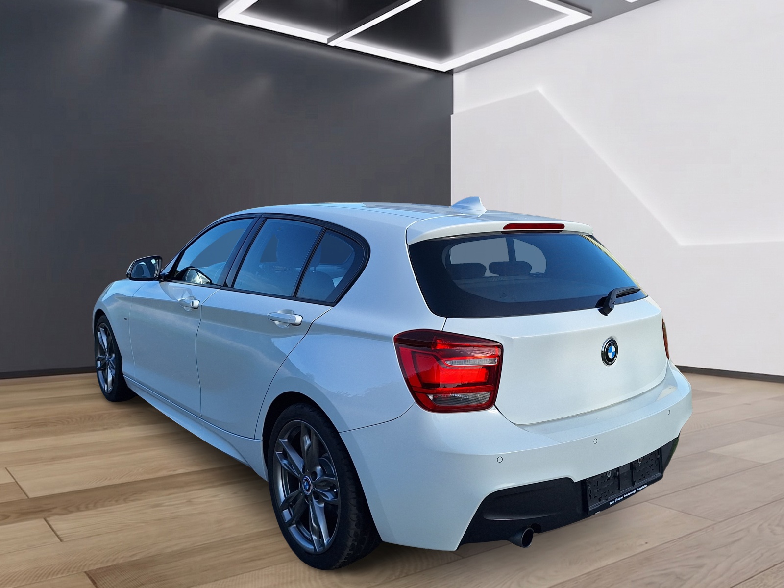 BMW 116i-image-5