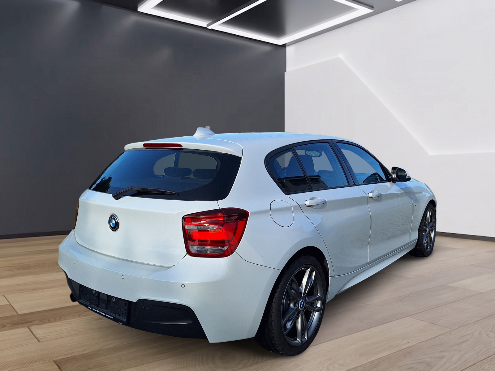 BMW 116i-image-4