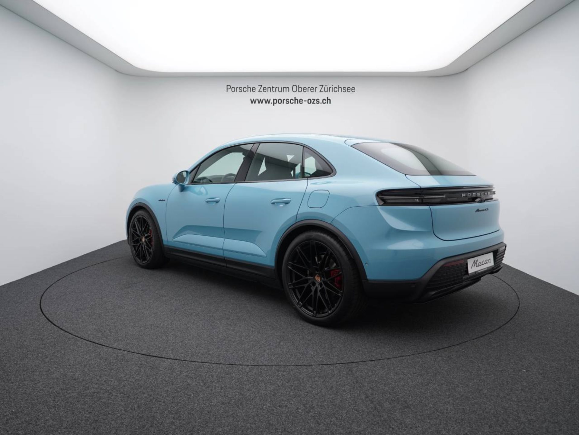 PORSCHE Macan 4S-image-2