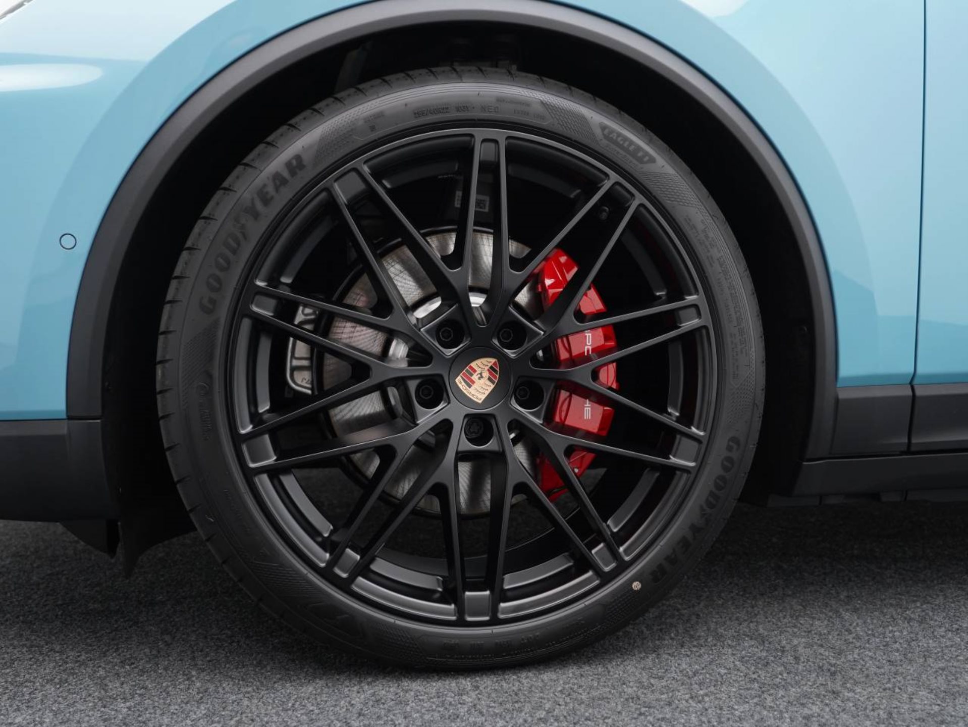 PORSCHE Macan 4S-image-10