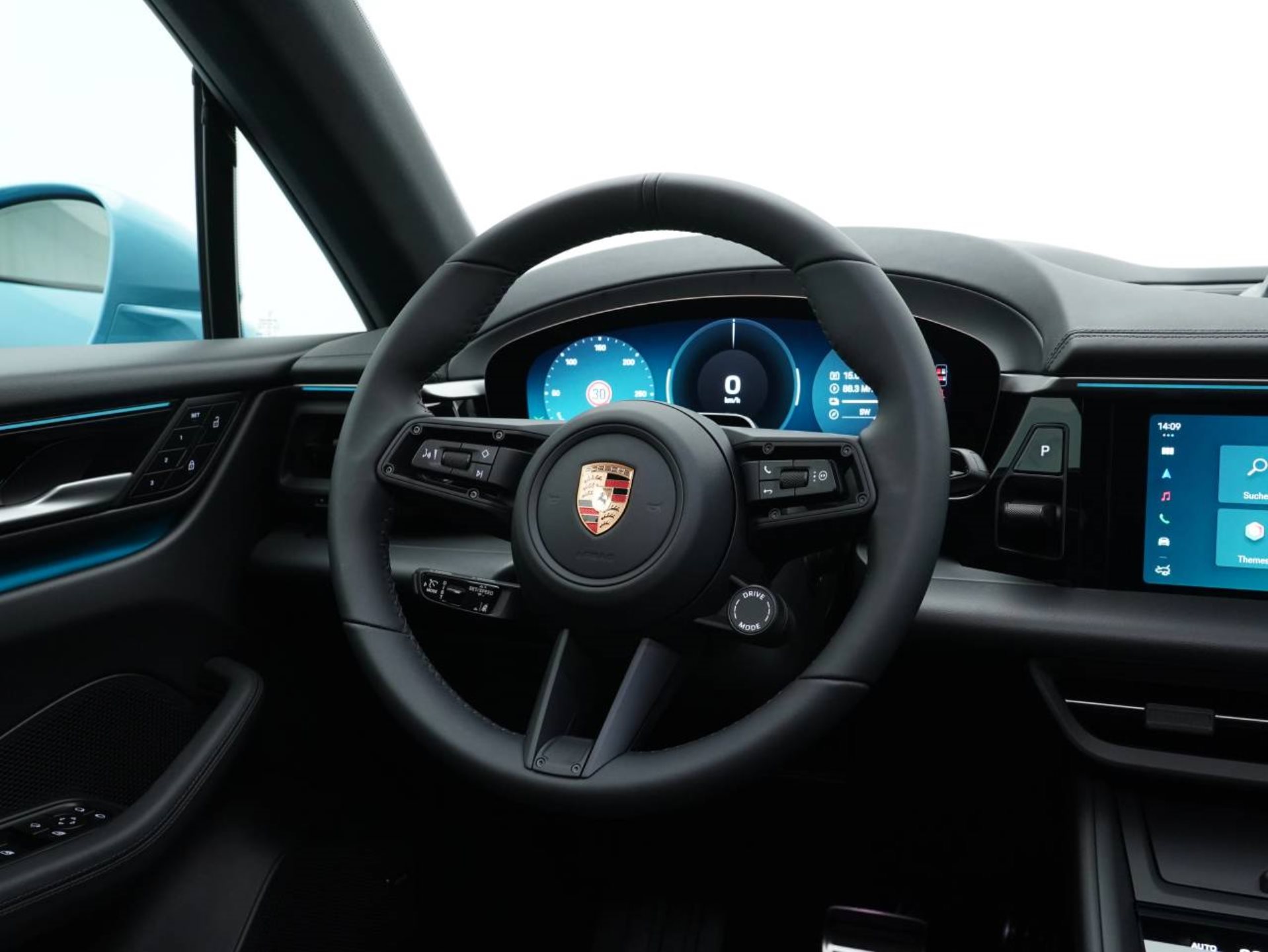 PORSCHE Macan 4S-image-15