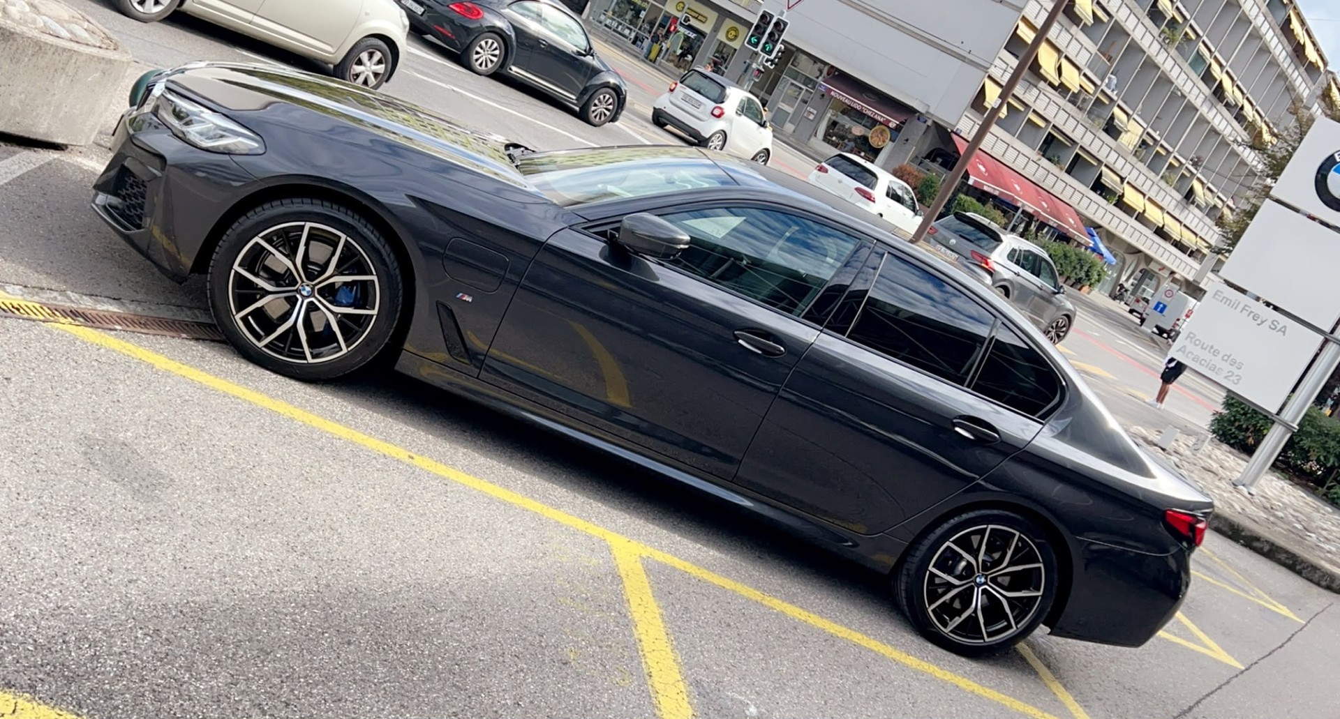 BMW 530e xDrive-image-0