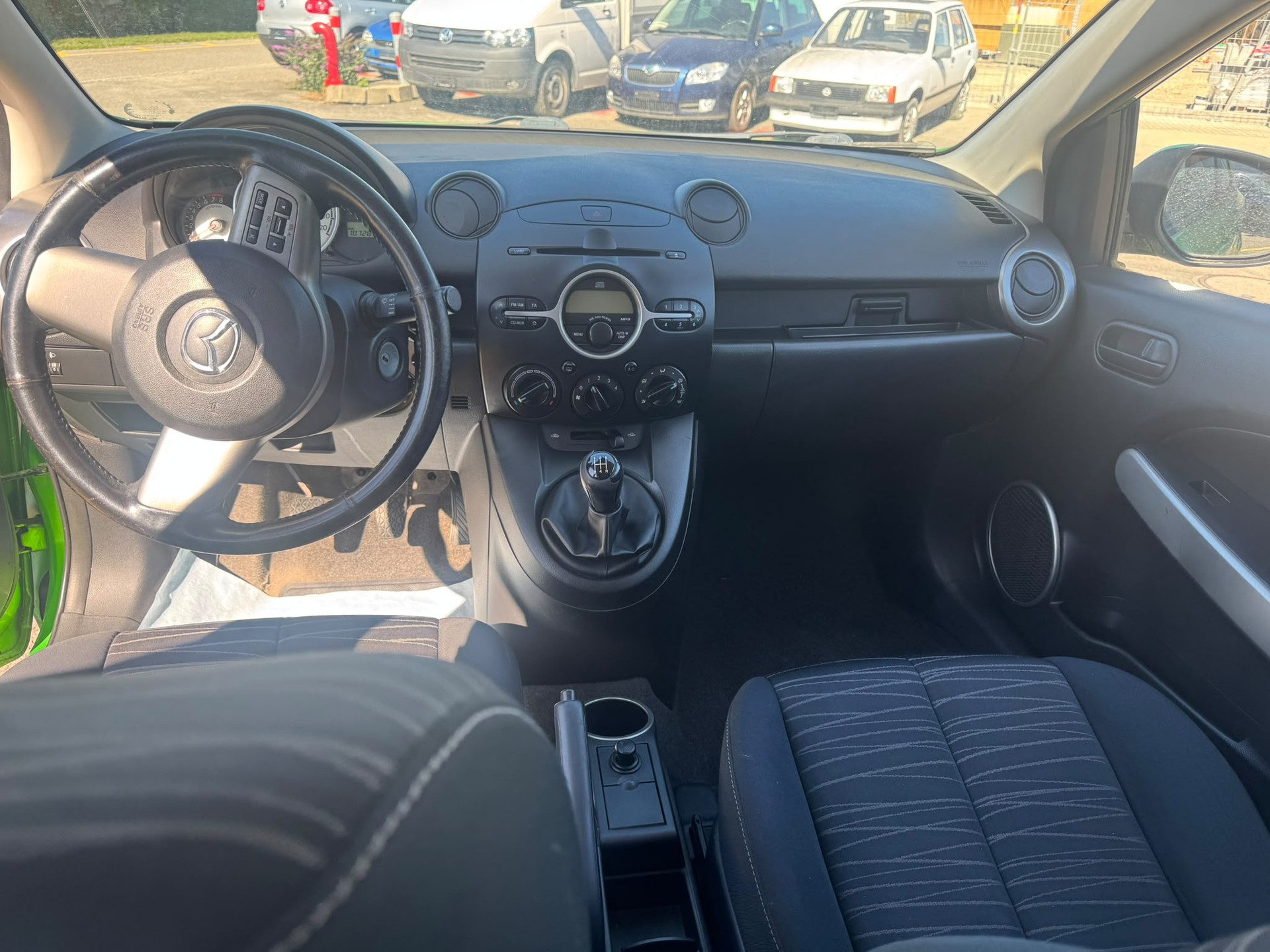 MAZDA 2 1.3i 16V Exclusive-image-7