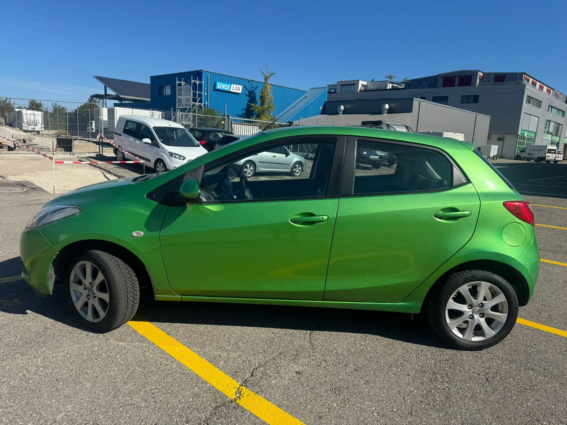 MAZDA 2 1.3i 16V Exclusive-image-6