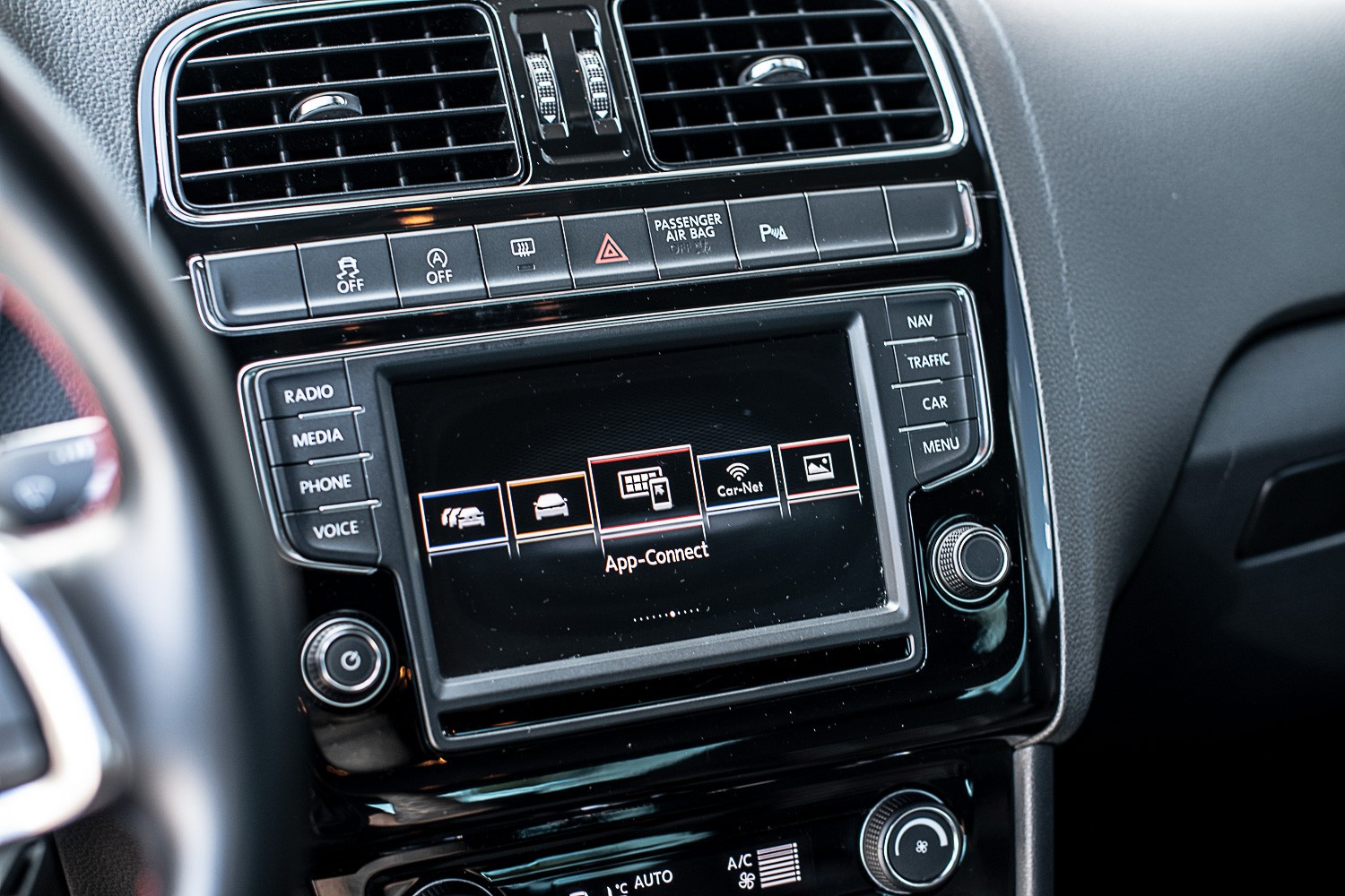 VW Polo 1.8 TSI GTI BMT-image-11