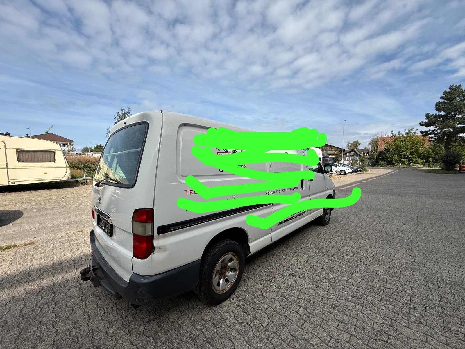 TOYOTA Hiace D-4D Van 4WD LWB-image-1