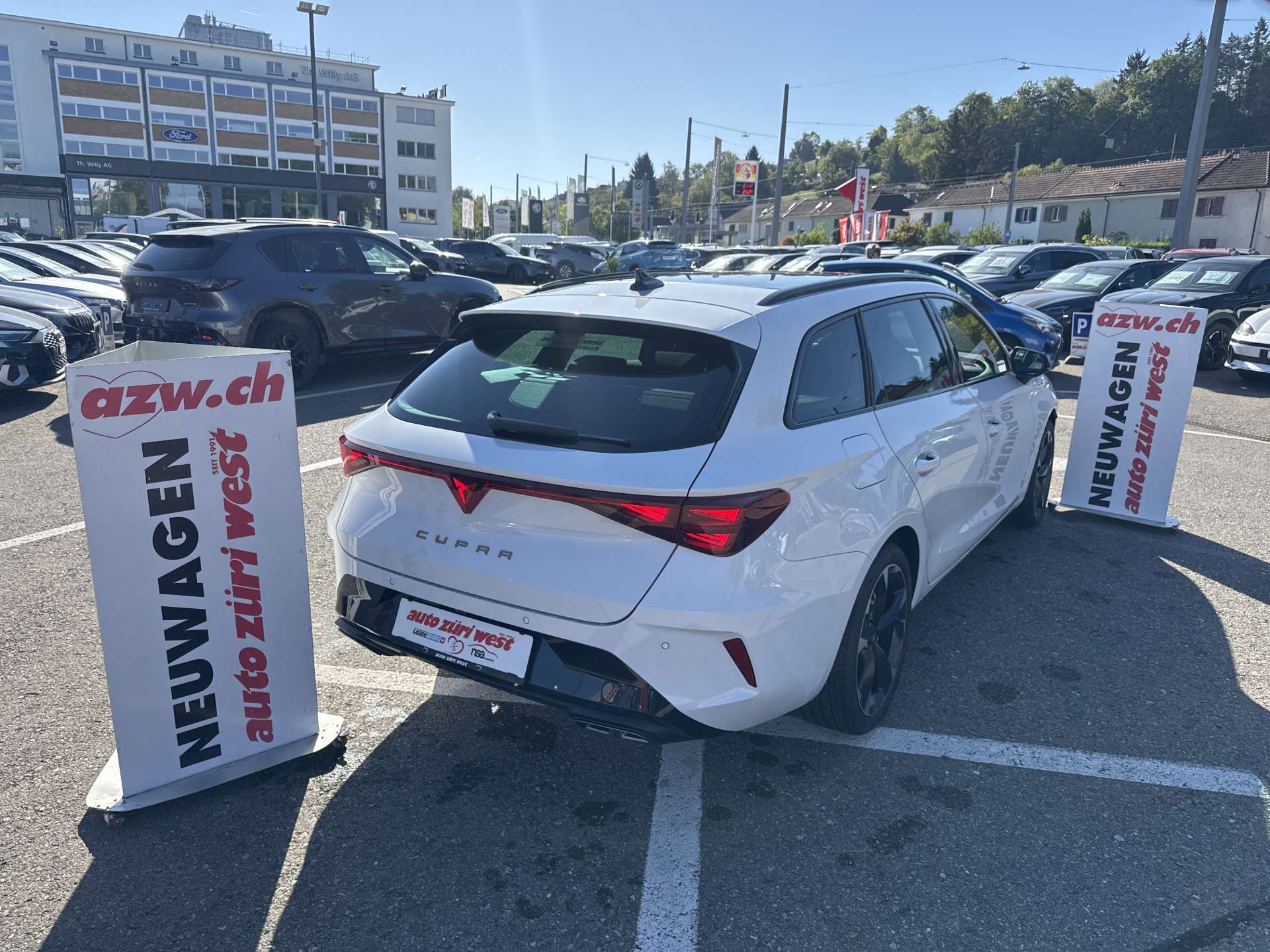 CUPRA LEON ST 1.5 eTSi DSG-Automat-image-2