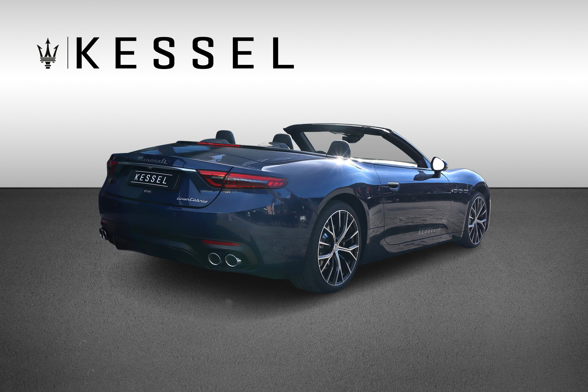 MASERATI GranCabrio Modena-image-5