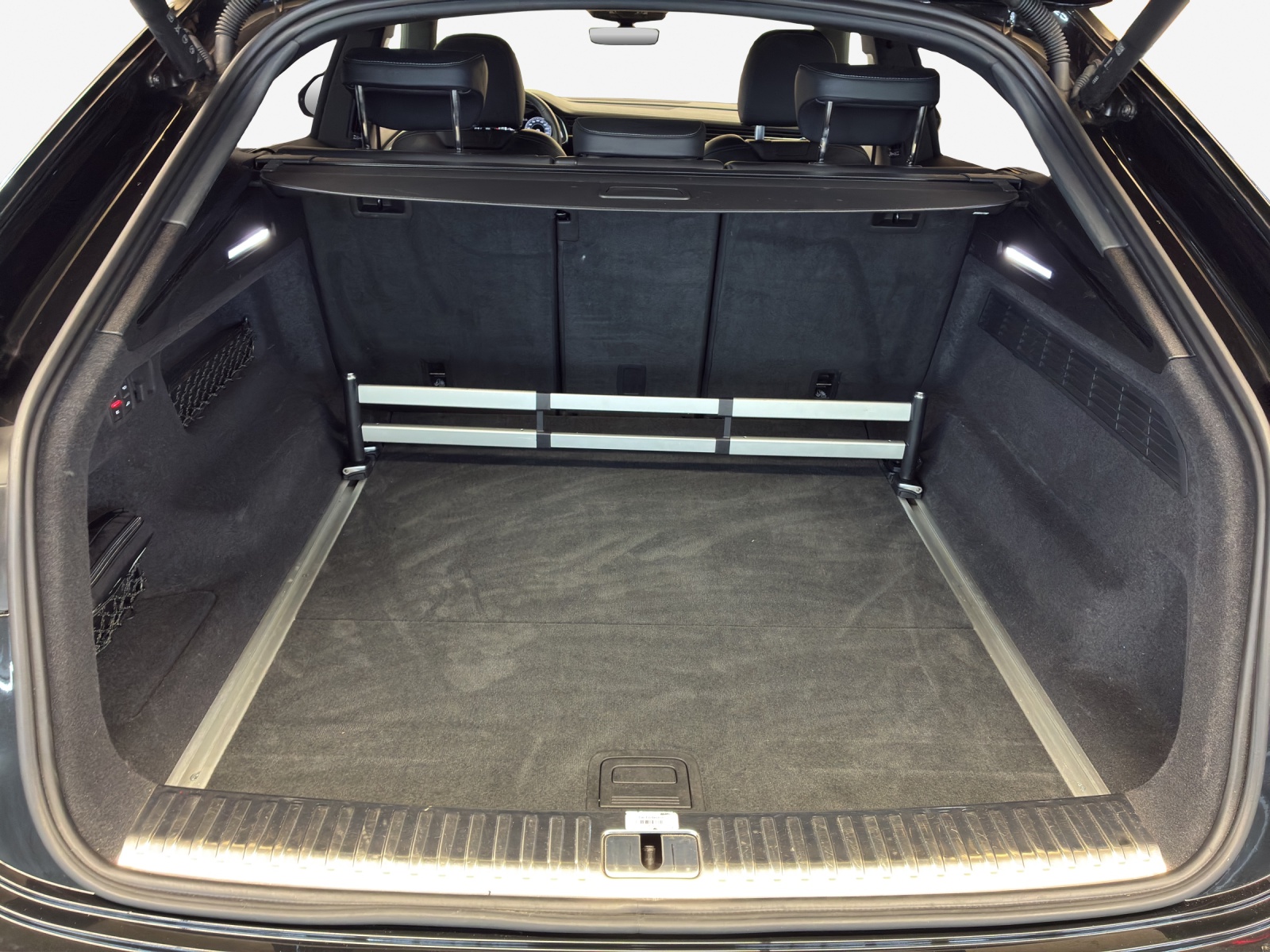 AUDI Q8 SUV TDI quattro 210 kW tiptronic-image-12