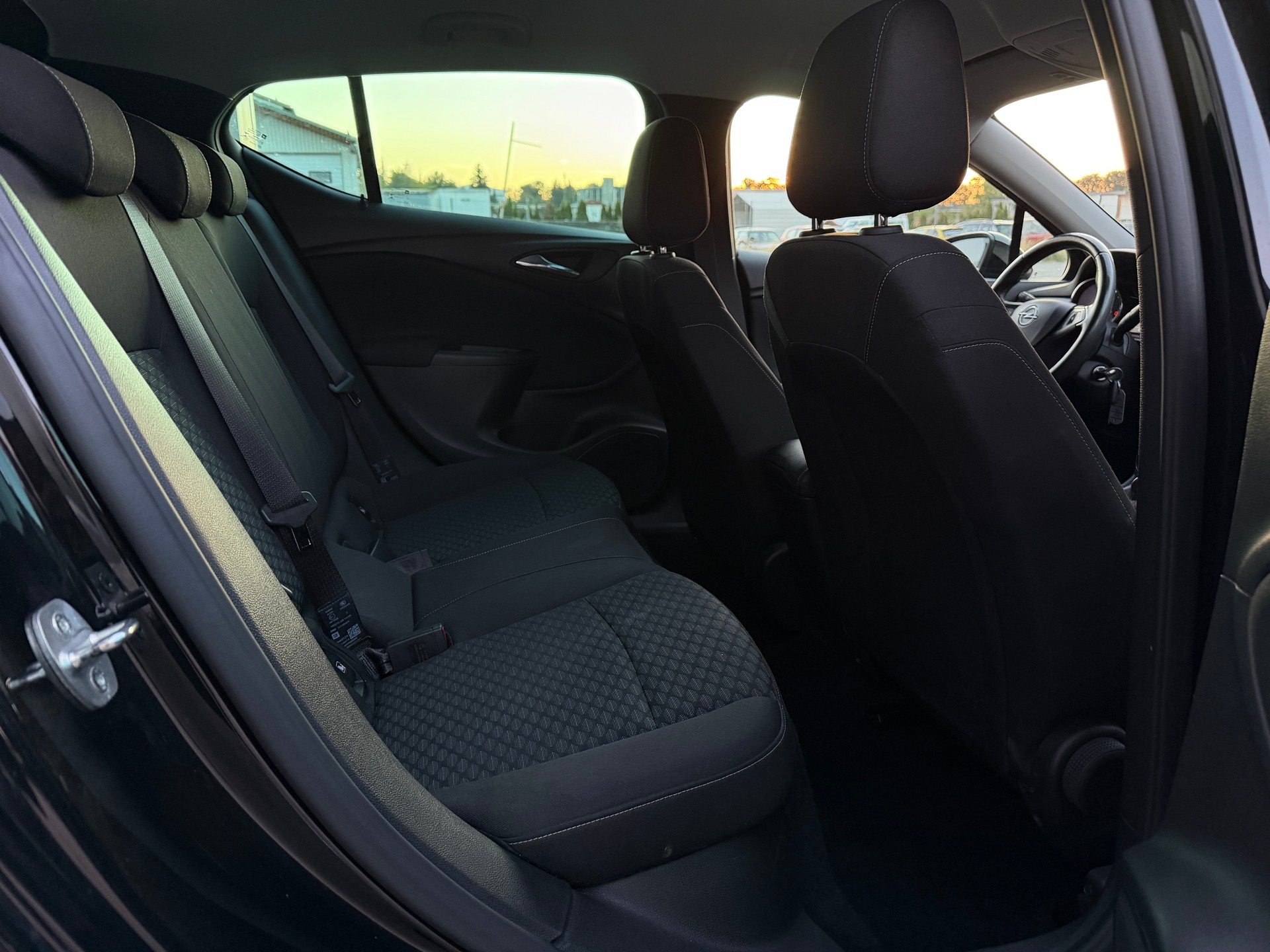 OPEL Astra 1.4i Turbo Edition-image-11