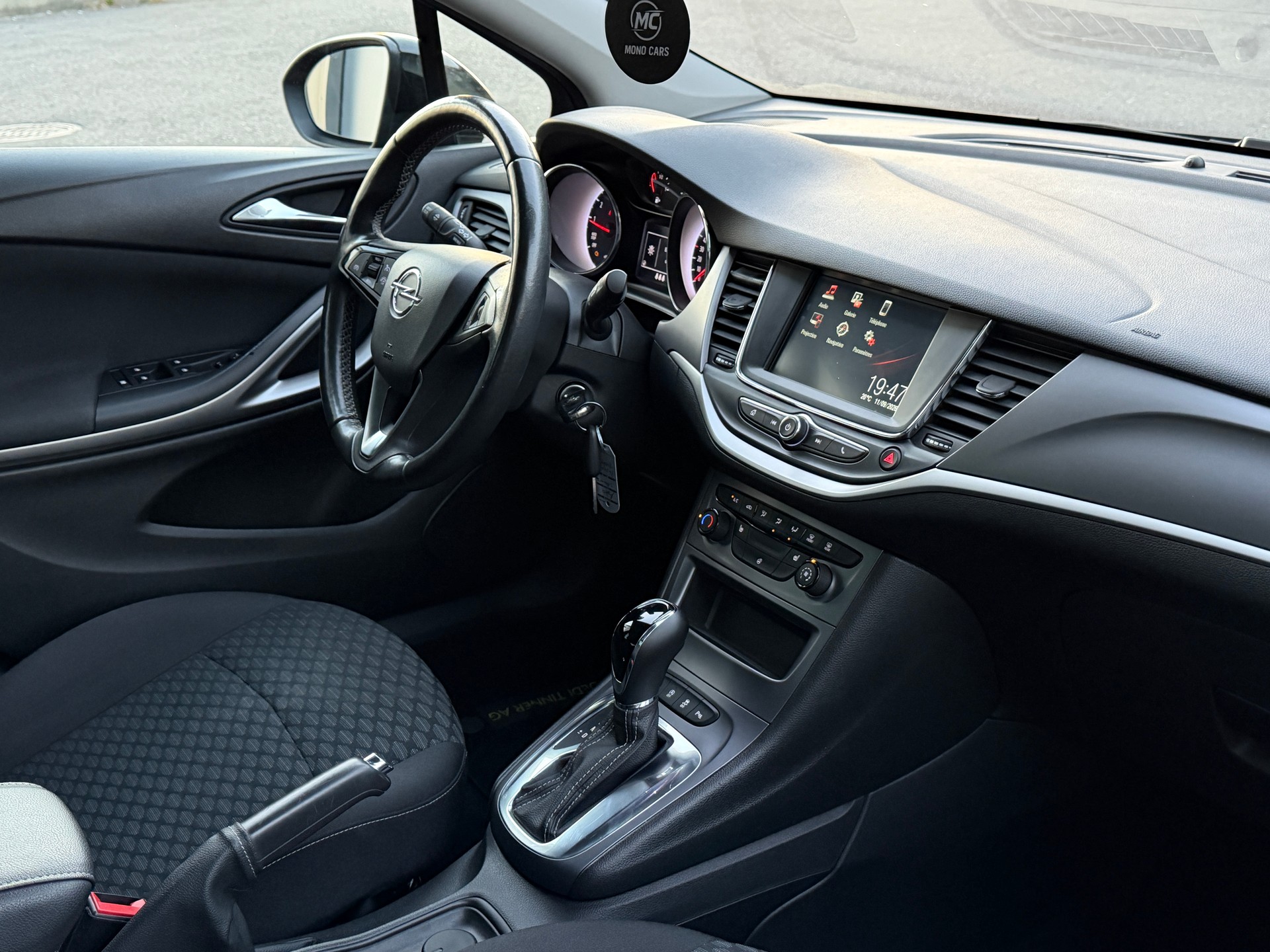 OPEL Astra 1.4i Turbo Edition-image-9