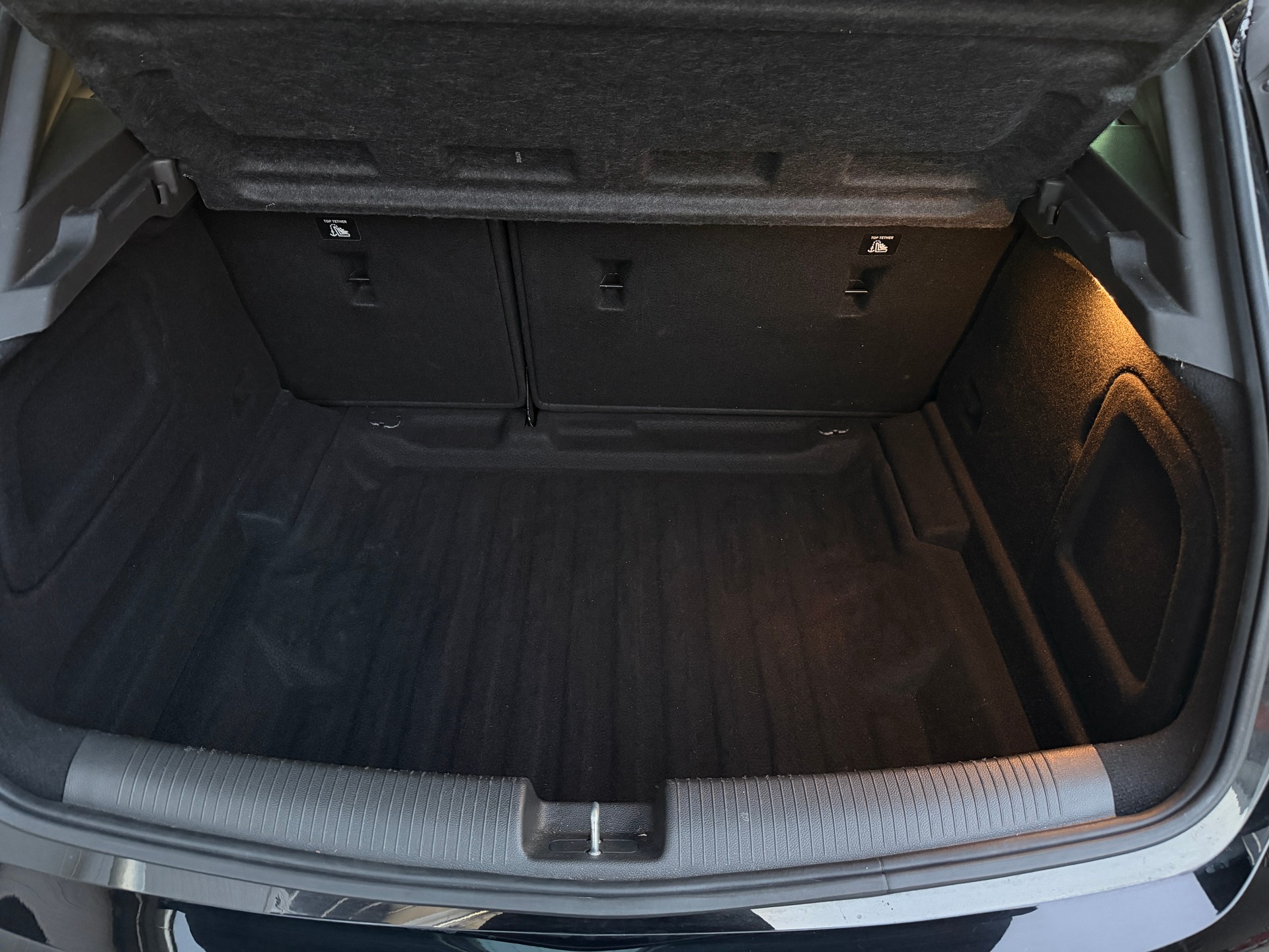 OPEL Astra 1.4i Turbo Edition-image-13