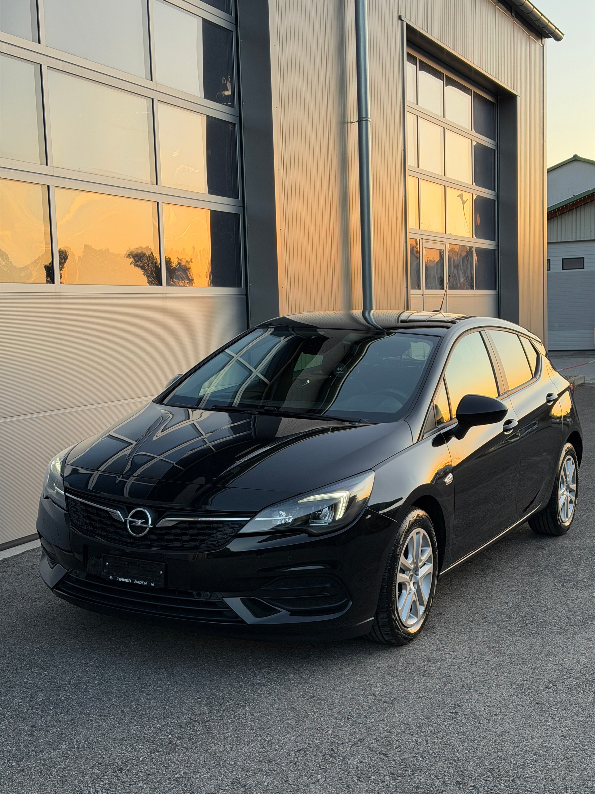 OPEL Astra 1.4i Turbo Edition-image-4