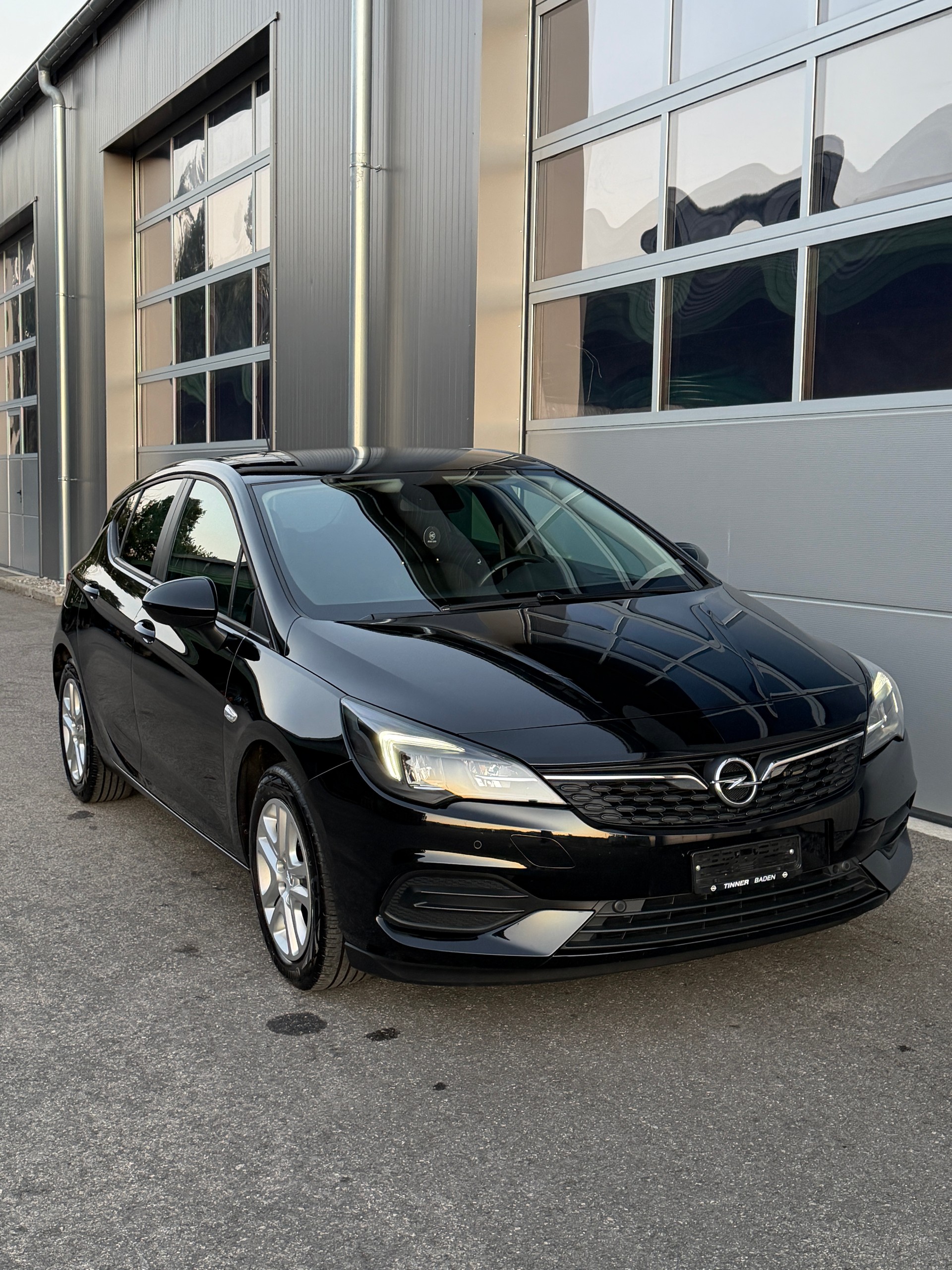 OPEL Astra 1.4i Turbo Edition-image-3