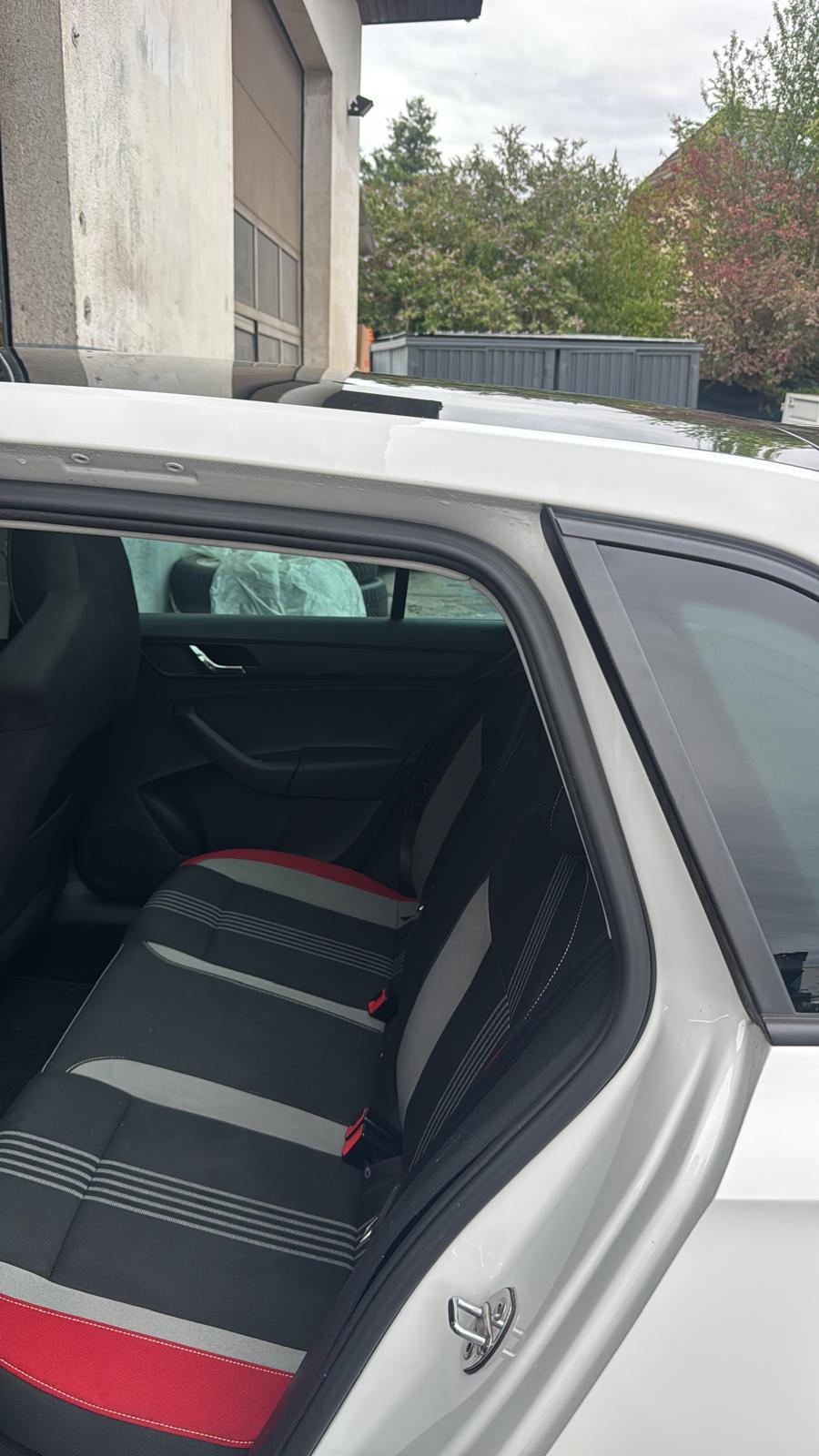 SKODA Rapid Spaceback 1.4 TSI Ambition DSG-image-3