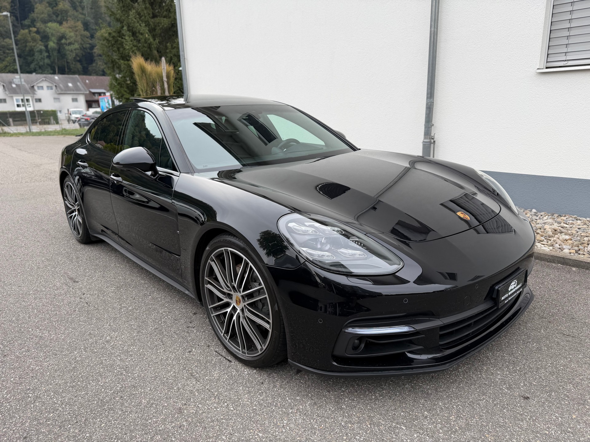 PORSCHE Panamera 4S PDK-image-2